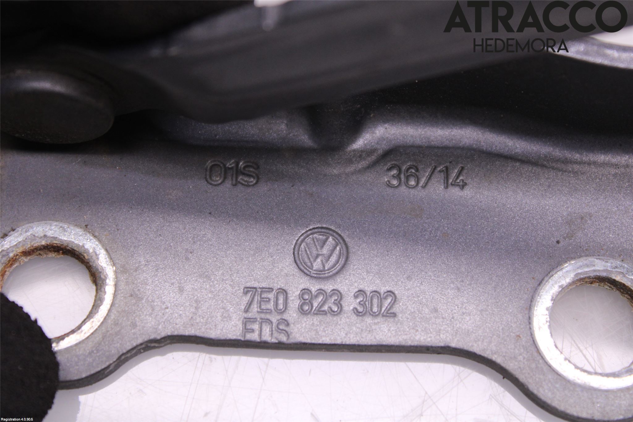 Volkswagen VW TRANSP/CARAVELLE (T5) 04-15 Panser Hengsel - Hengsler