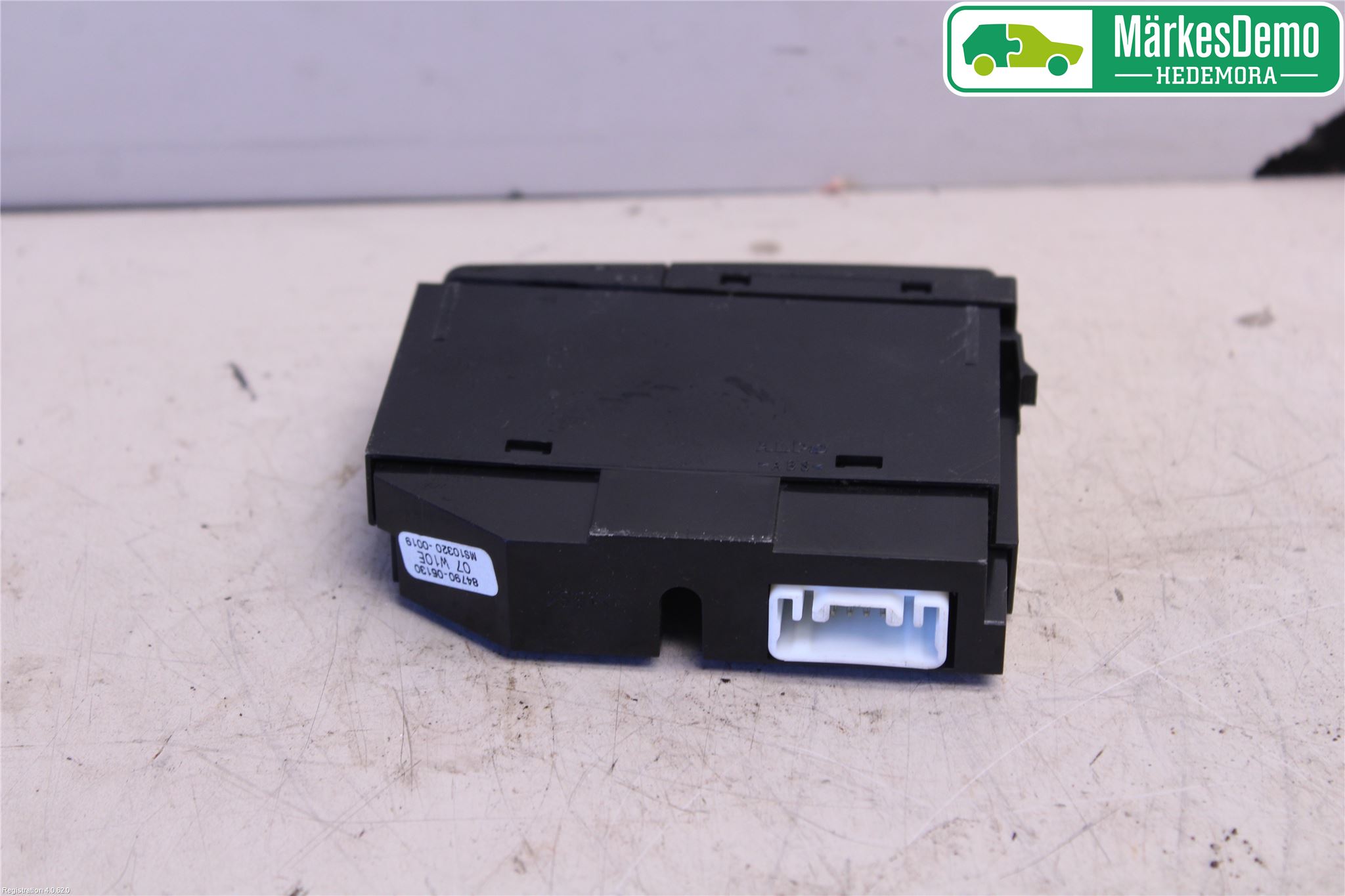 Toyota AVENSIS 07-08 Bryter Varme Rute