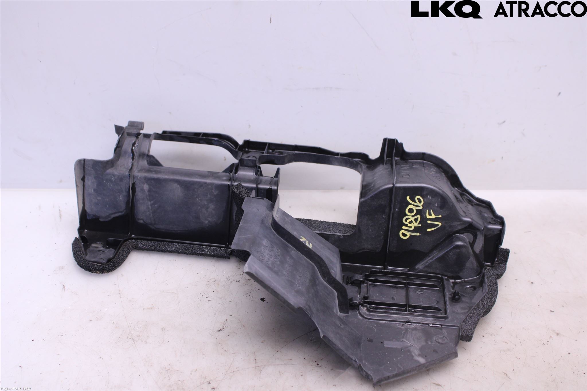 Lexus NX 300h 15-21 Luftstyring Front