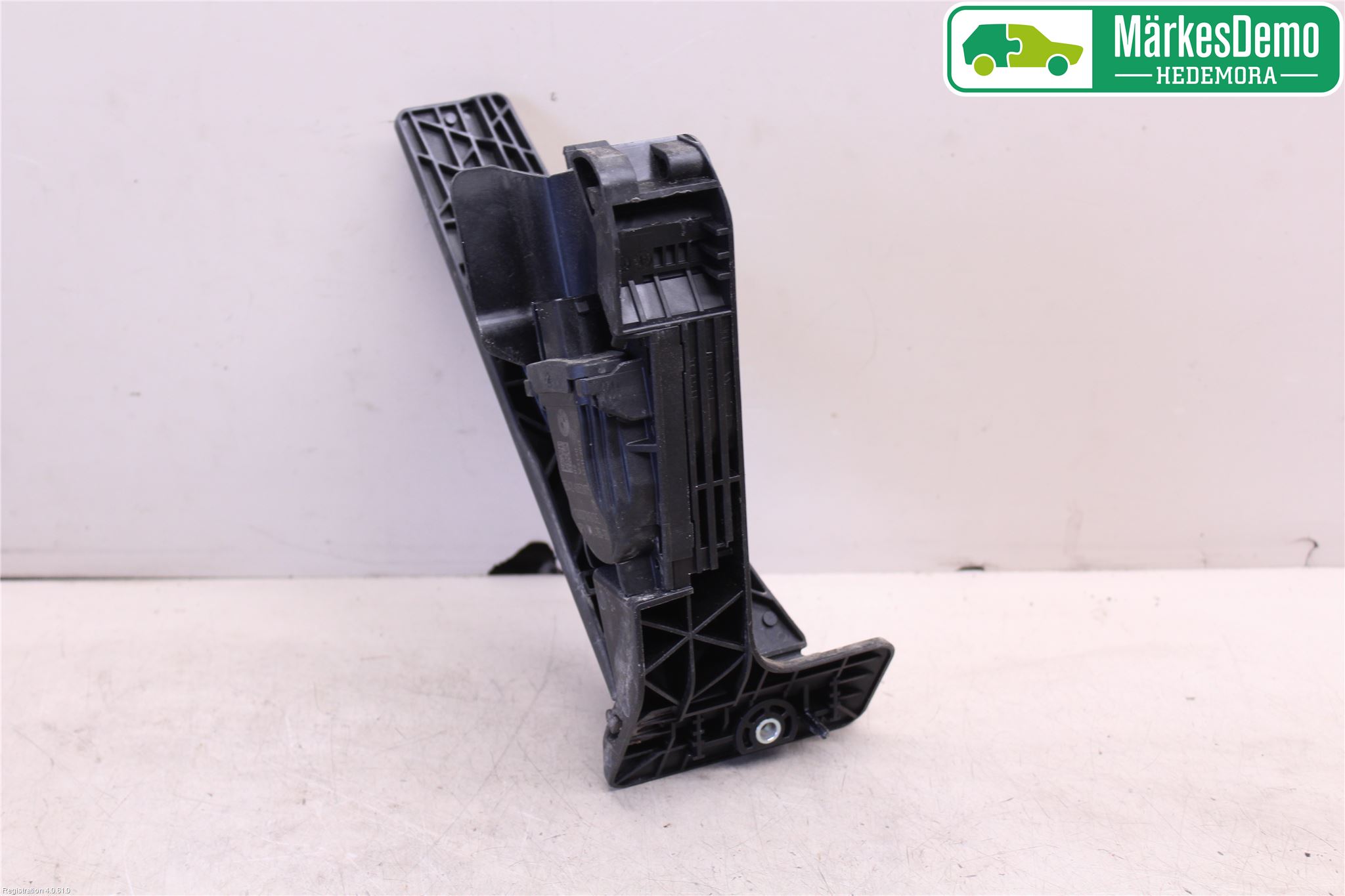 BMW 3 F30/F31/F80 12-19 Gasspedal