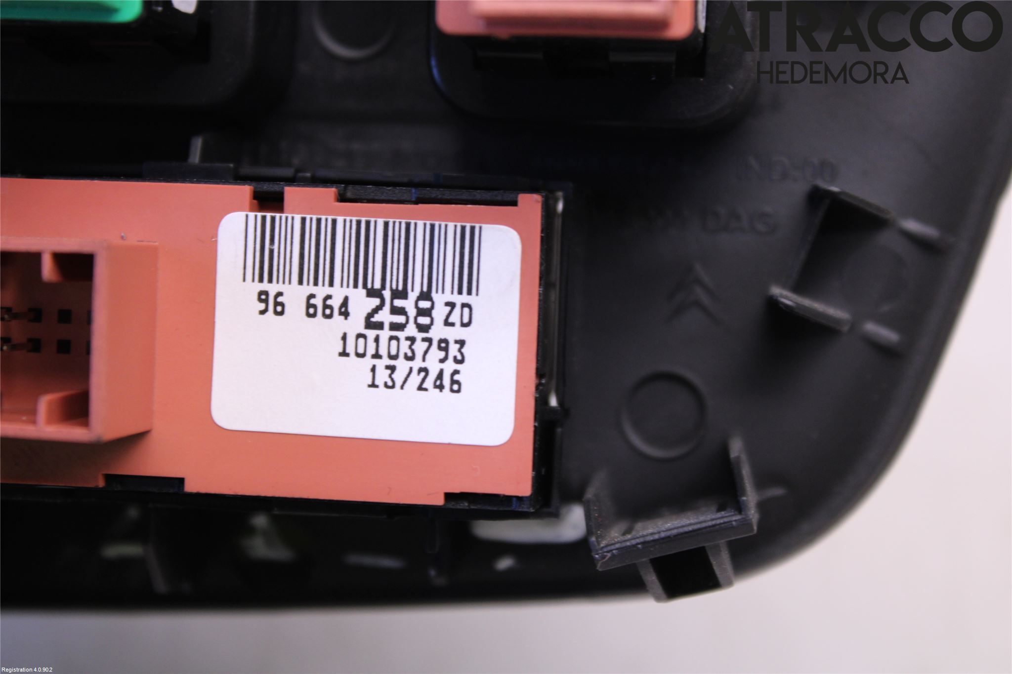 Citroen C4 II 11-18 Bryter Drivstoff Tankluke