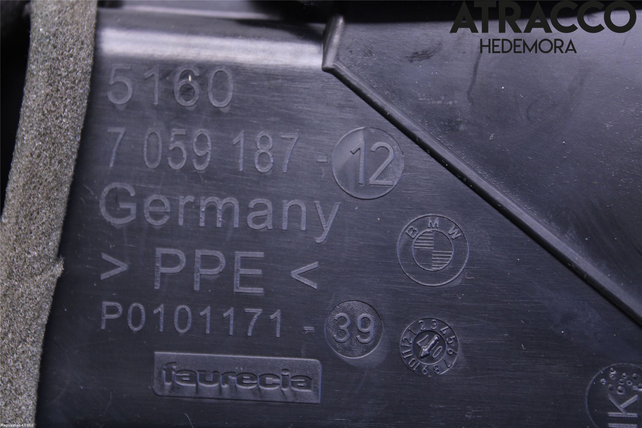 BMW 1 E87/81 5D/3D 03-11 Dashbord Kanal - Dyse