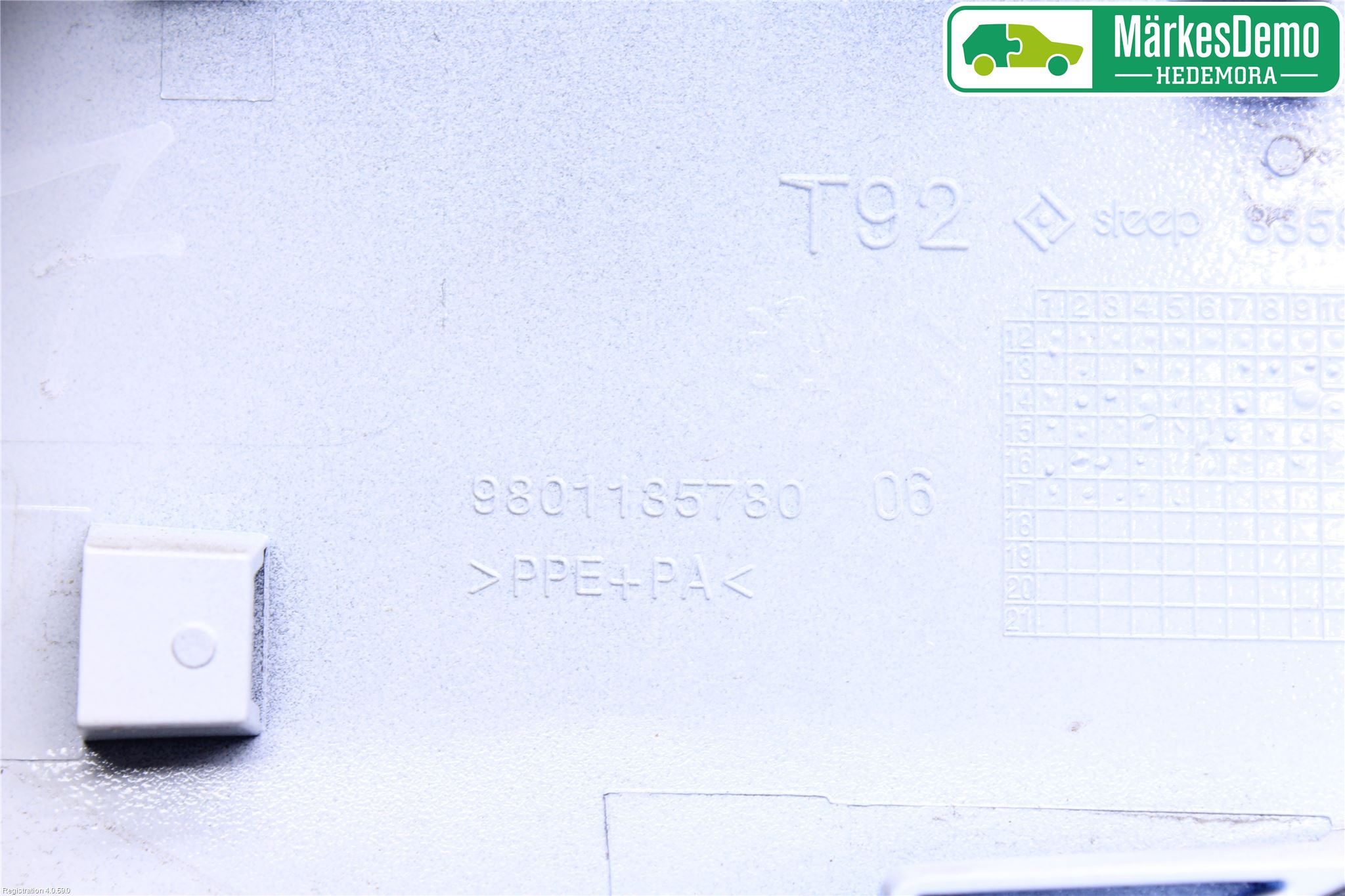 Peugeot 308 14-21 Drivstoff Tankluke