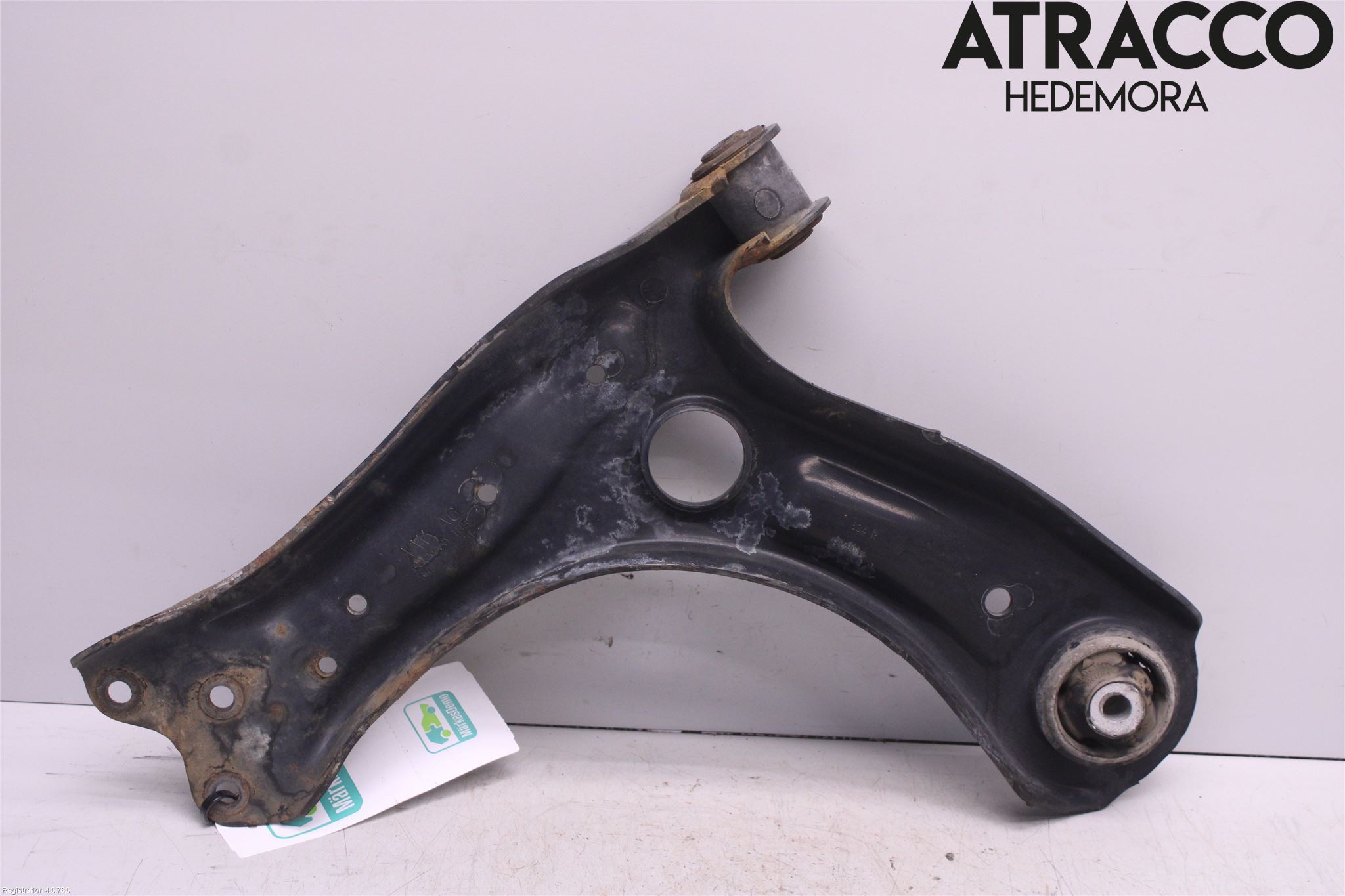 Volkswagen VW POLO 10-17 Bærearm Foran Høyre Nedre