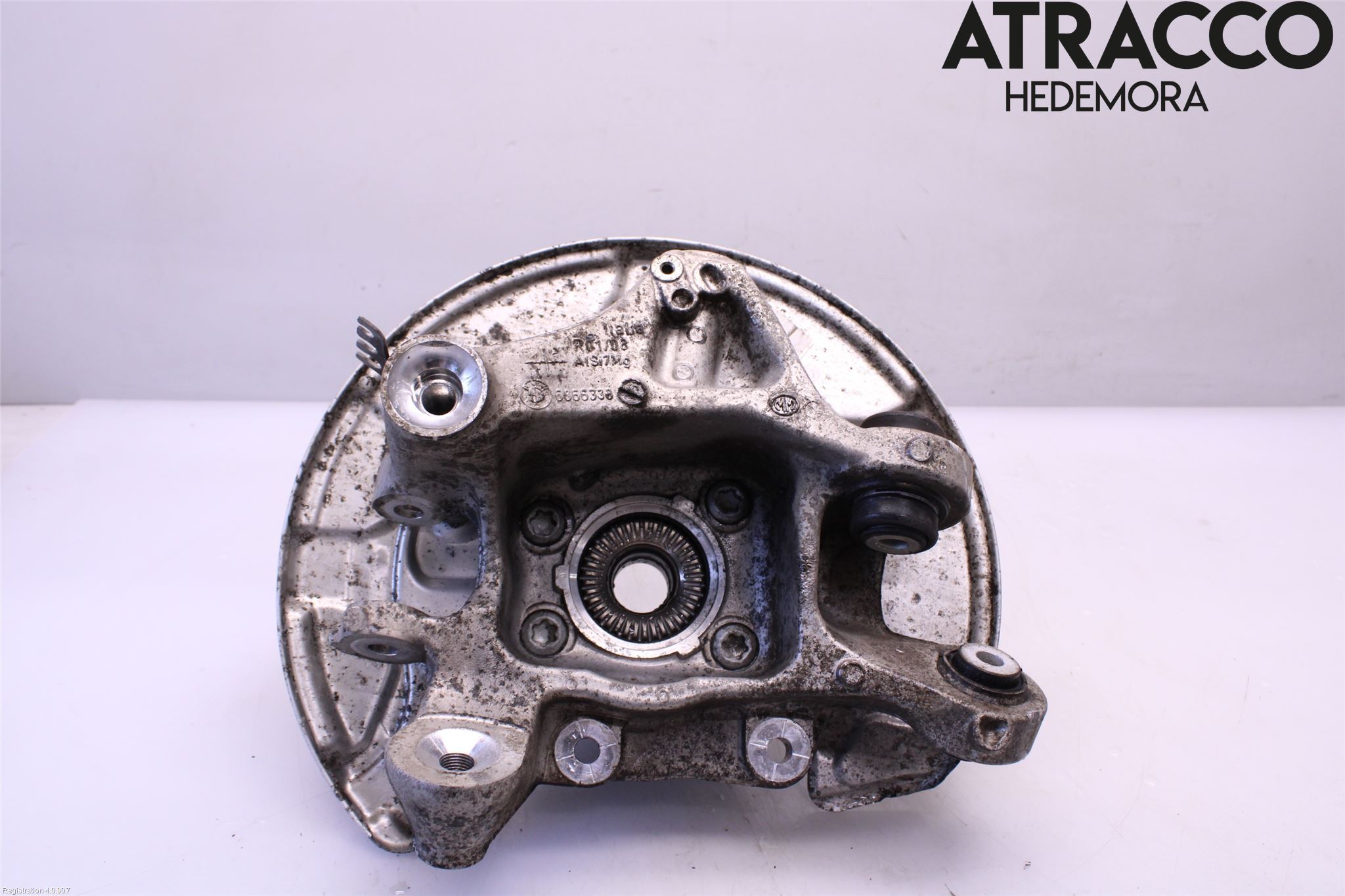 BMW 5 G30/G31/F90 17-23 Spindel Hb