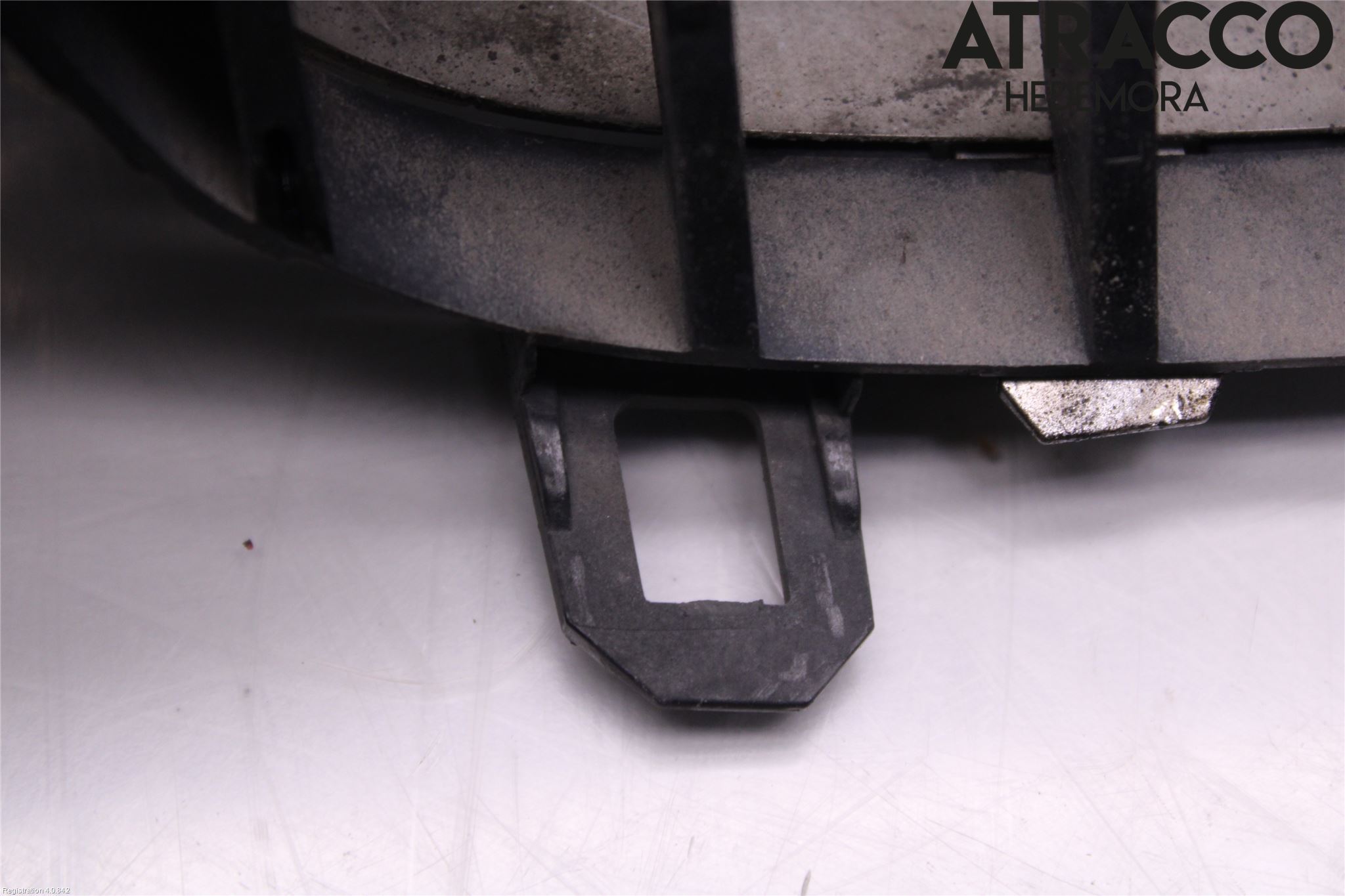 BMW 5 E60/61 Sed/Tou 02-10 Grilldel Venstre