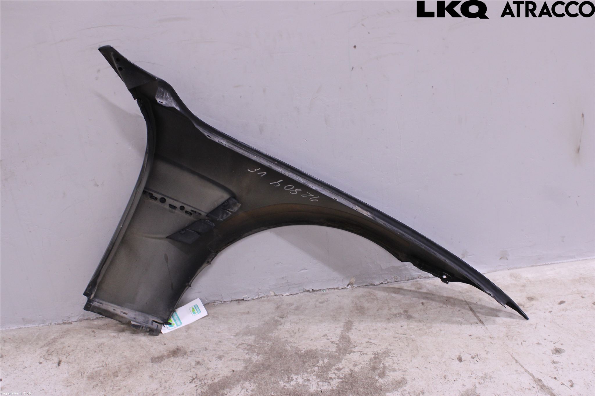 BMW 3 F30/F31/F80 12-19 Skjerm Foran Venstre