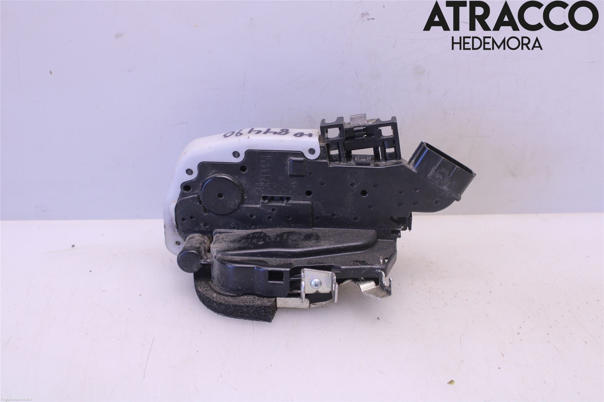 Nissan X-TRAIL 14-21 Dørlås - Låsekasse