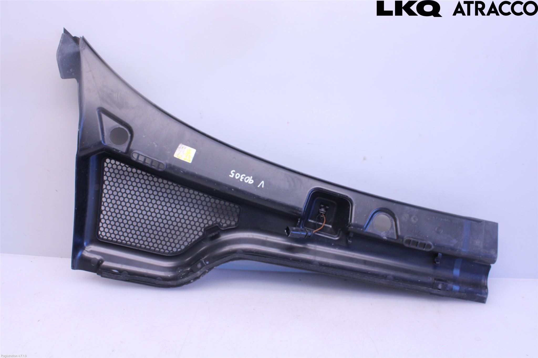 Skoda SCALA 19- Visker Deksel-Grill-Under Frr