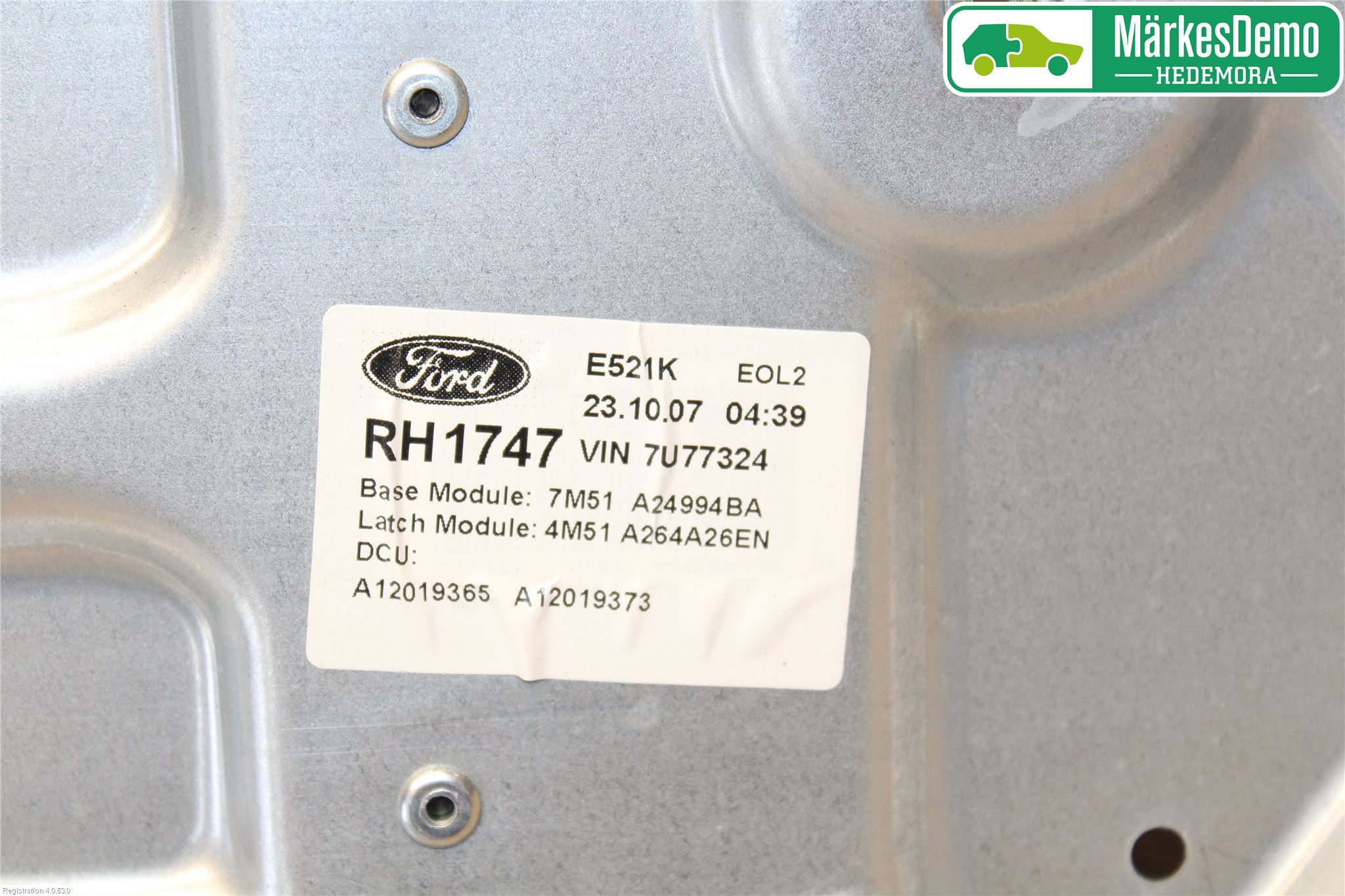 Ford FOCUS     04-07 Vindusheis