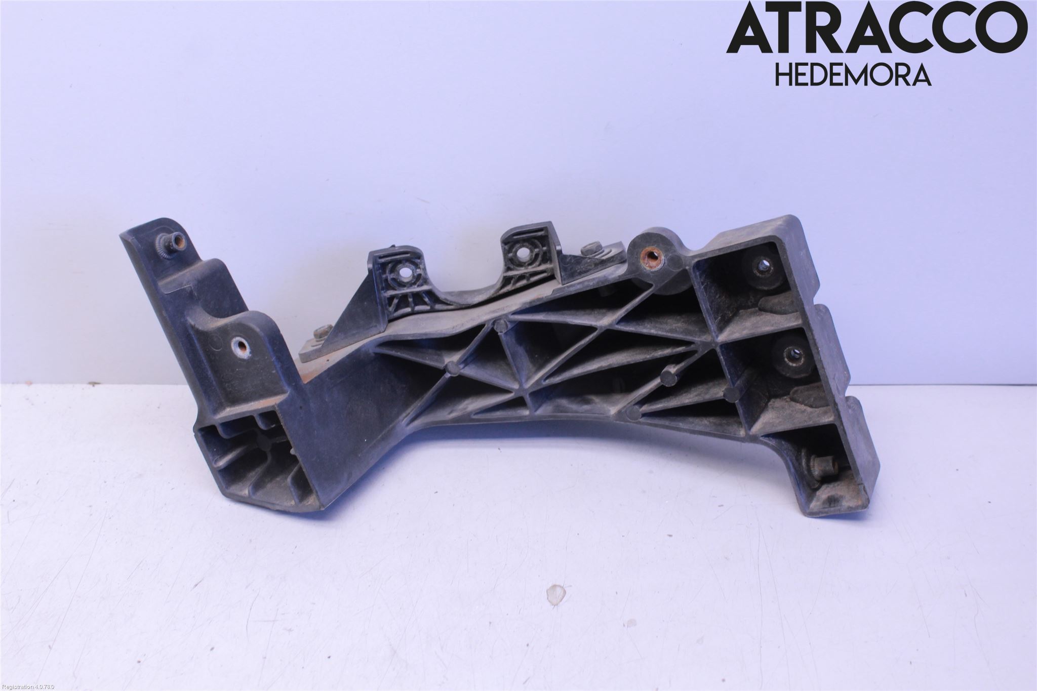 Hyundai i40 08-15 Frontlykt Holder-Feste