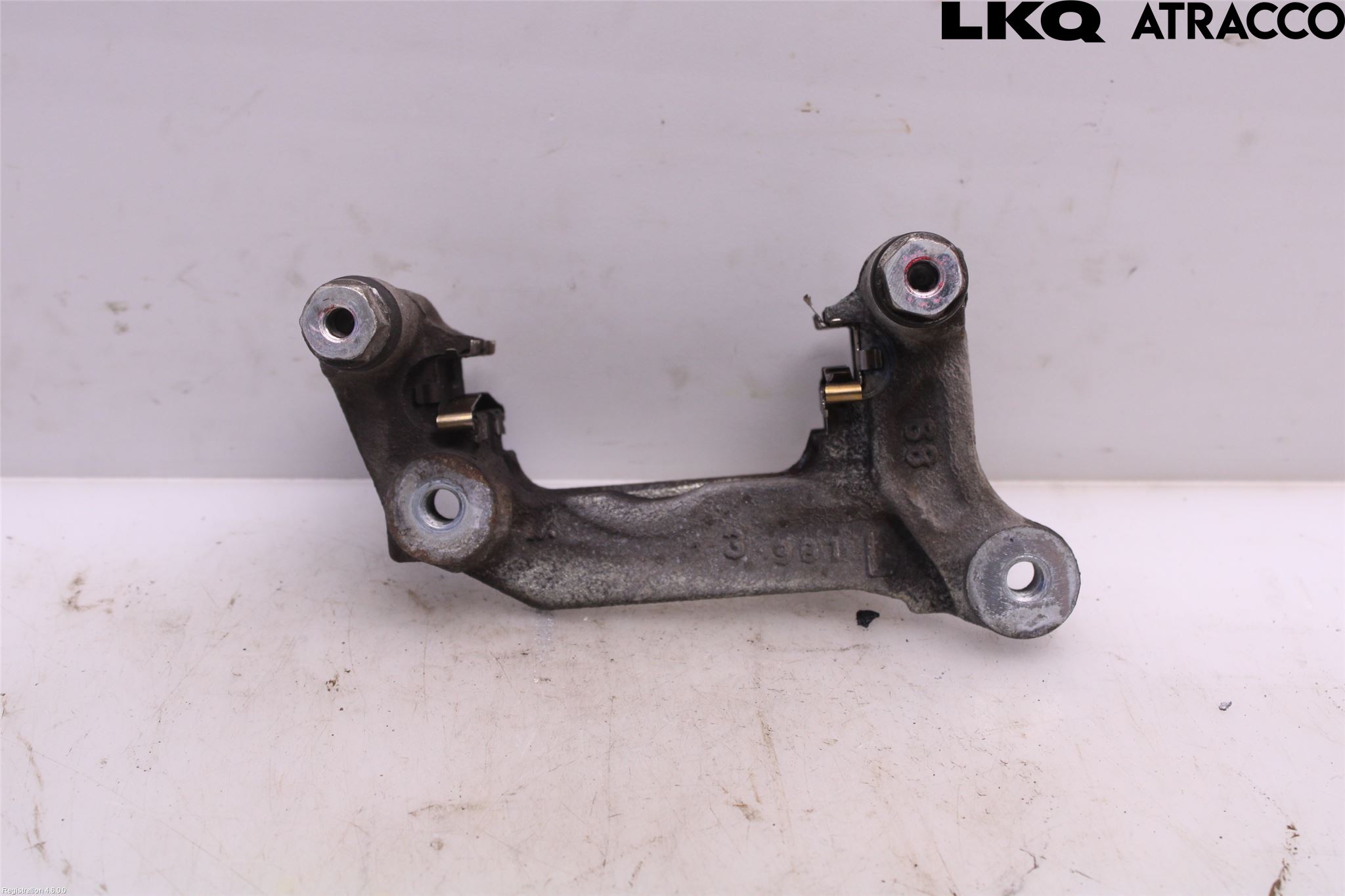 Mitsubishi OUTLANDER 13-21 Bremsecaliper Feste Holder