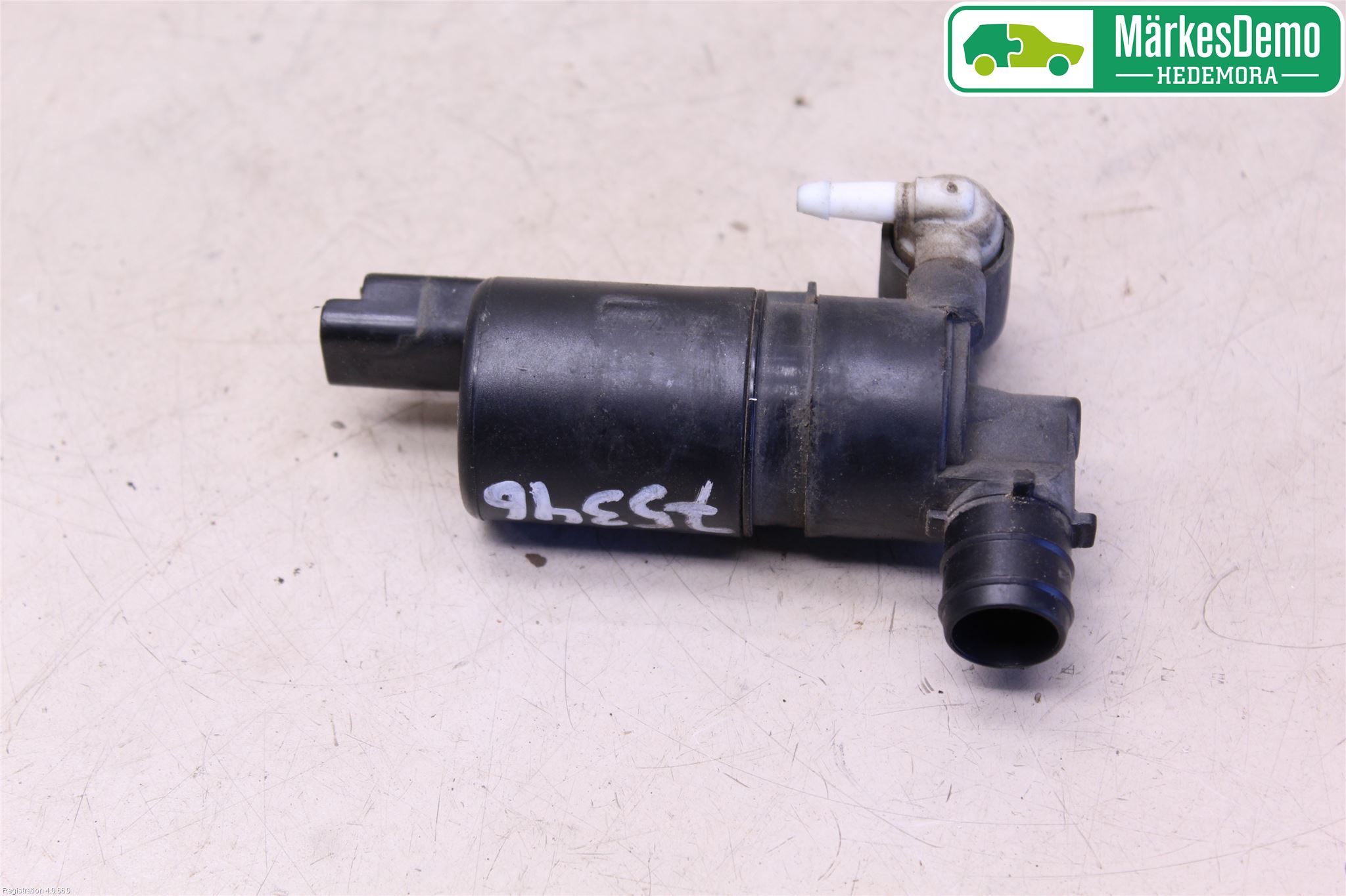 Dacia LODGY 12-18 Spylerpumpe Frontrute