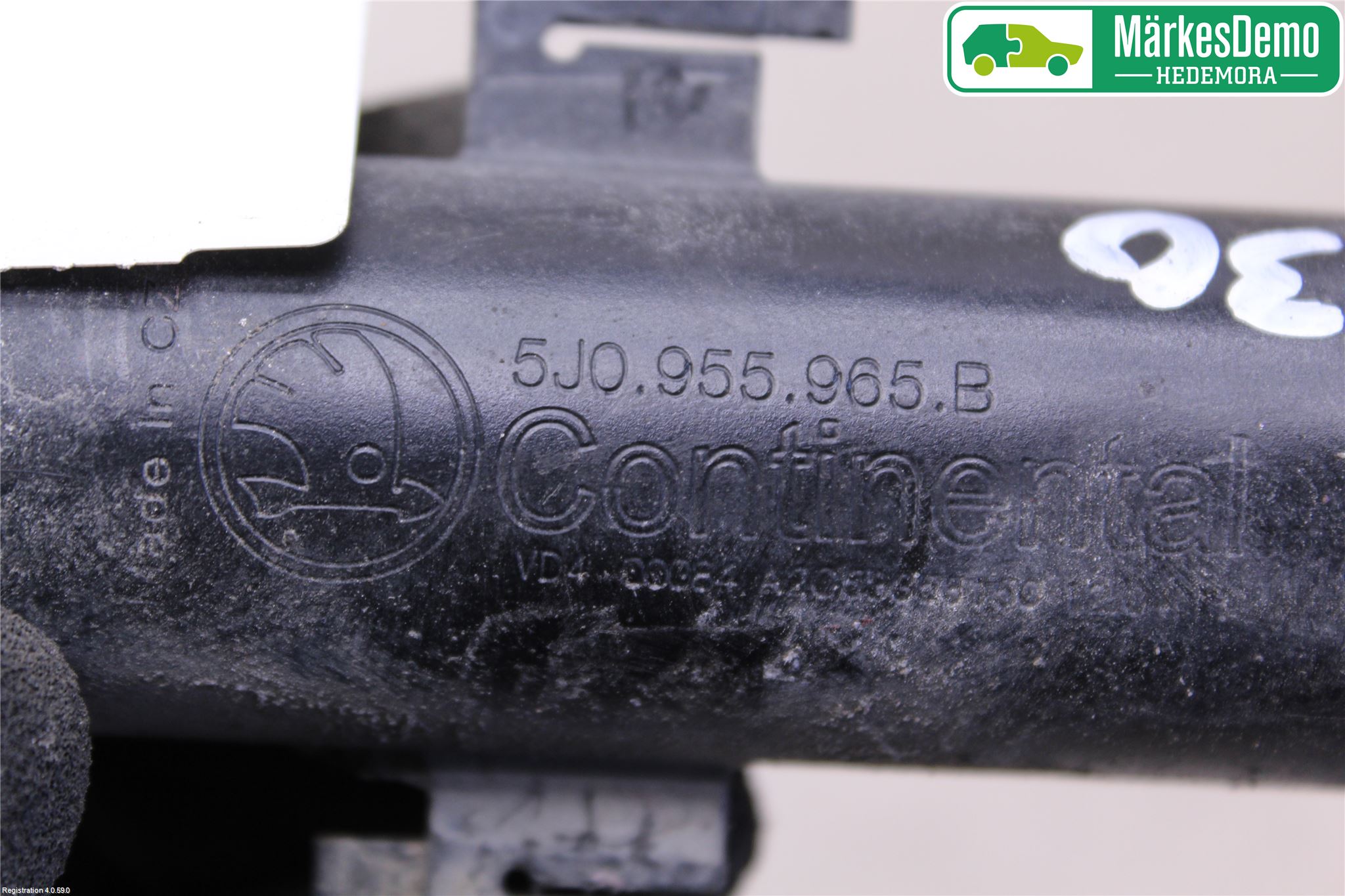 Skoda FABIA 07-14 Spylerdyse Frontlykter