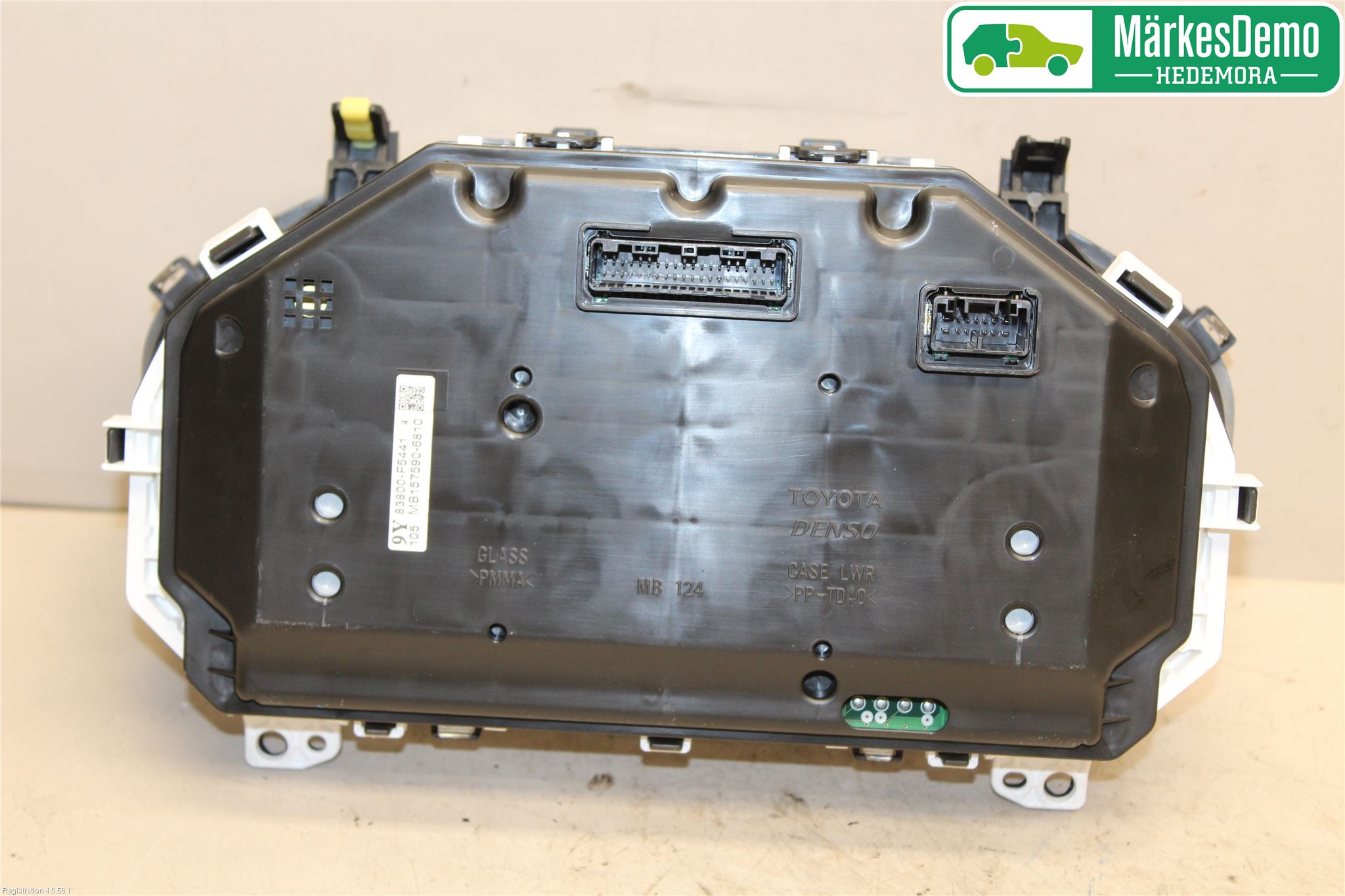 Toyota YARIS XP130 15-20 Instr Kombinert