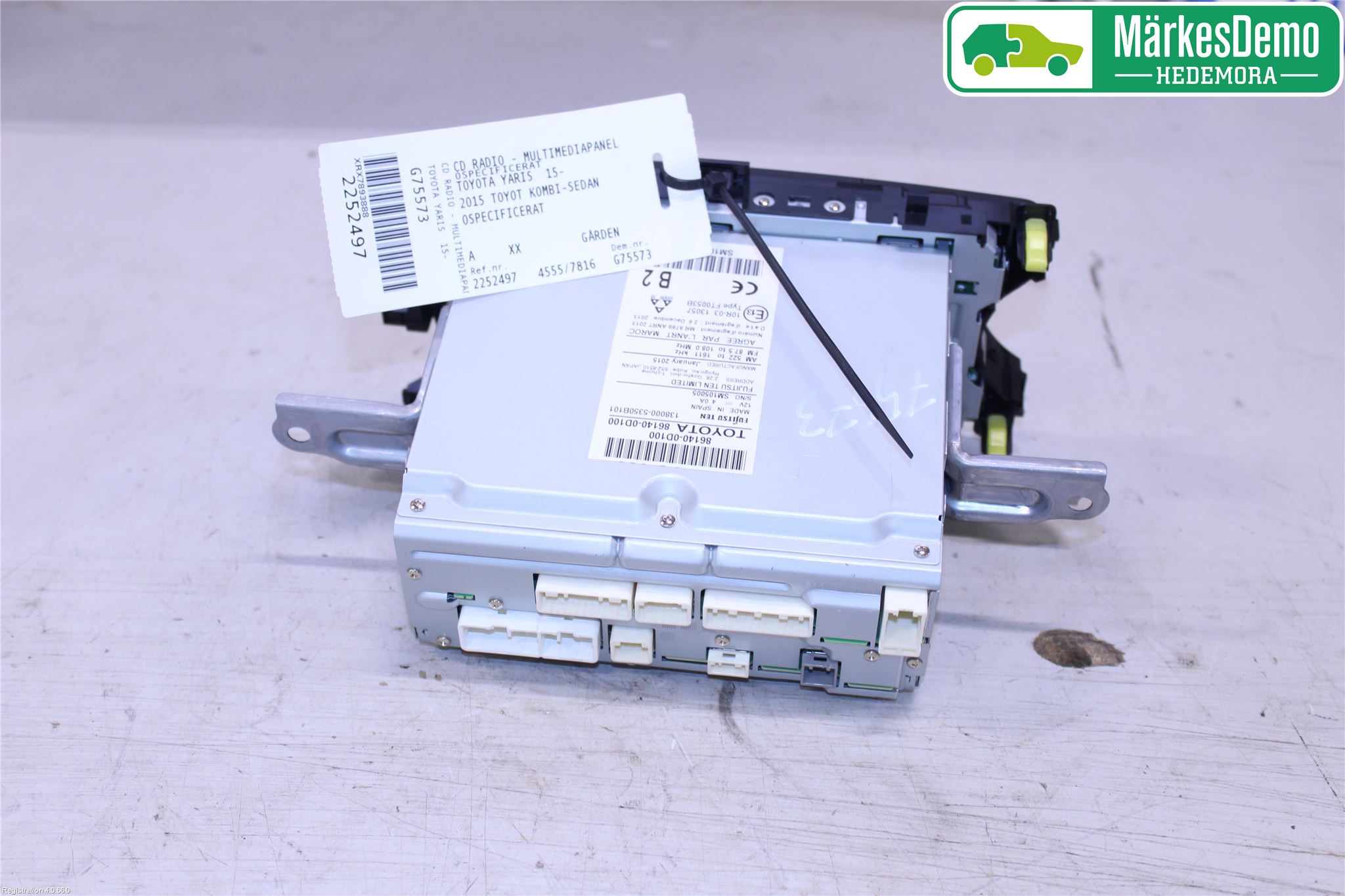 Toyota YARIS XP130 15-20 Stereo Radio Med Cd