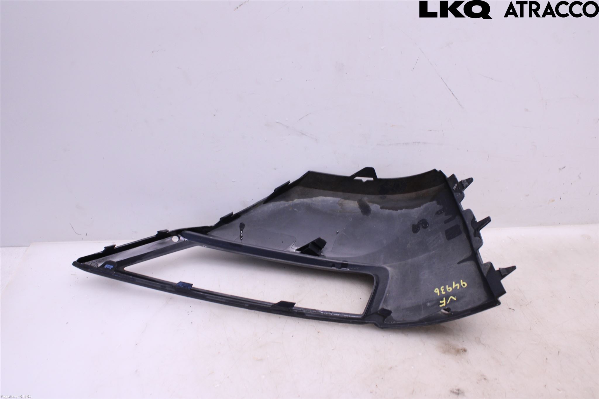 Volkswagen VW TIGUAN 16-24 Frontlykt Kurve-Tåkelys Ramme