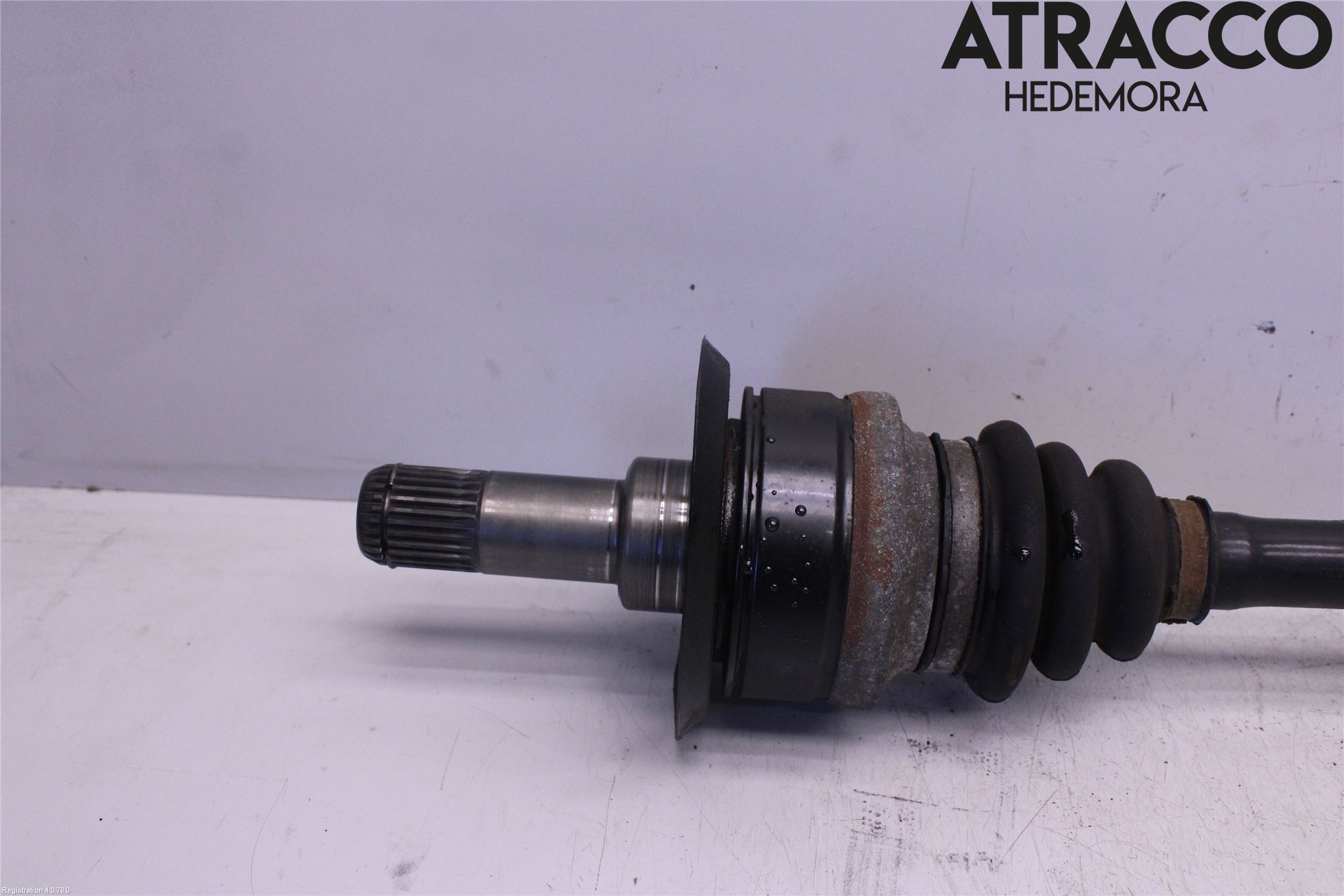 BMW 4 F32/F33/F82/F83 13-20 Drivaksel Bak Kompl Høyre