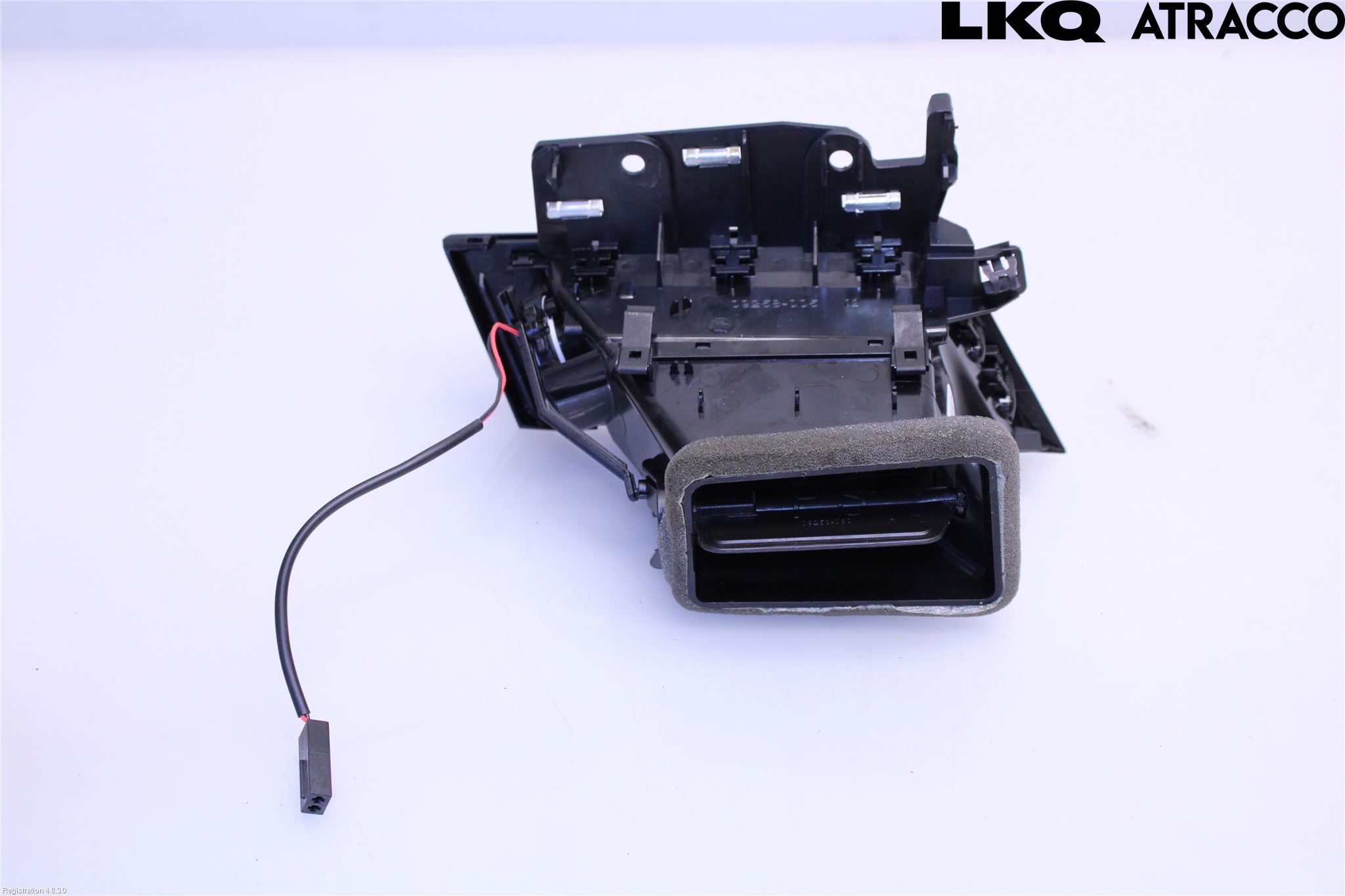 Volkswagen VW PASSAT 20-24 Dashbord Kanal - Dyse
