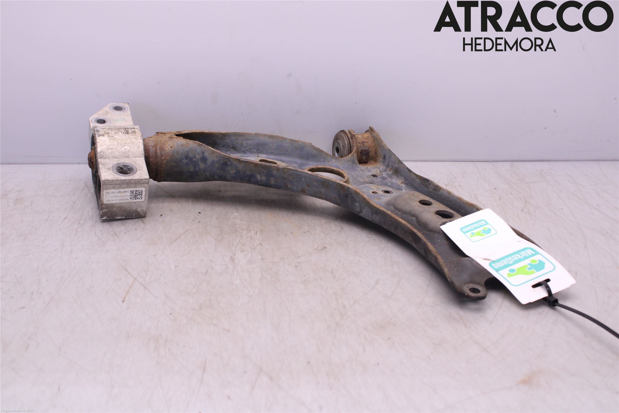 Volkswagen VW SCIROCCO 09-17 Bærearm Foran Venstre Nedre
