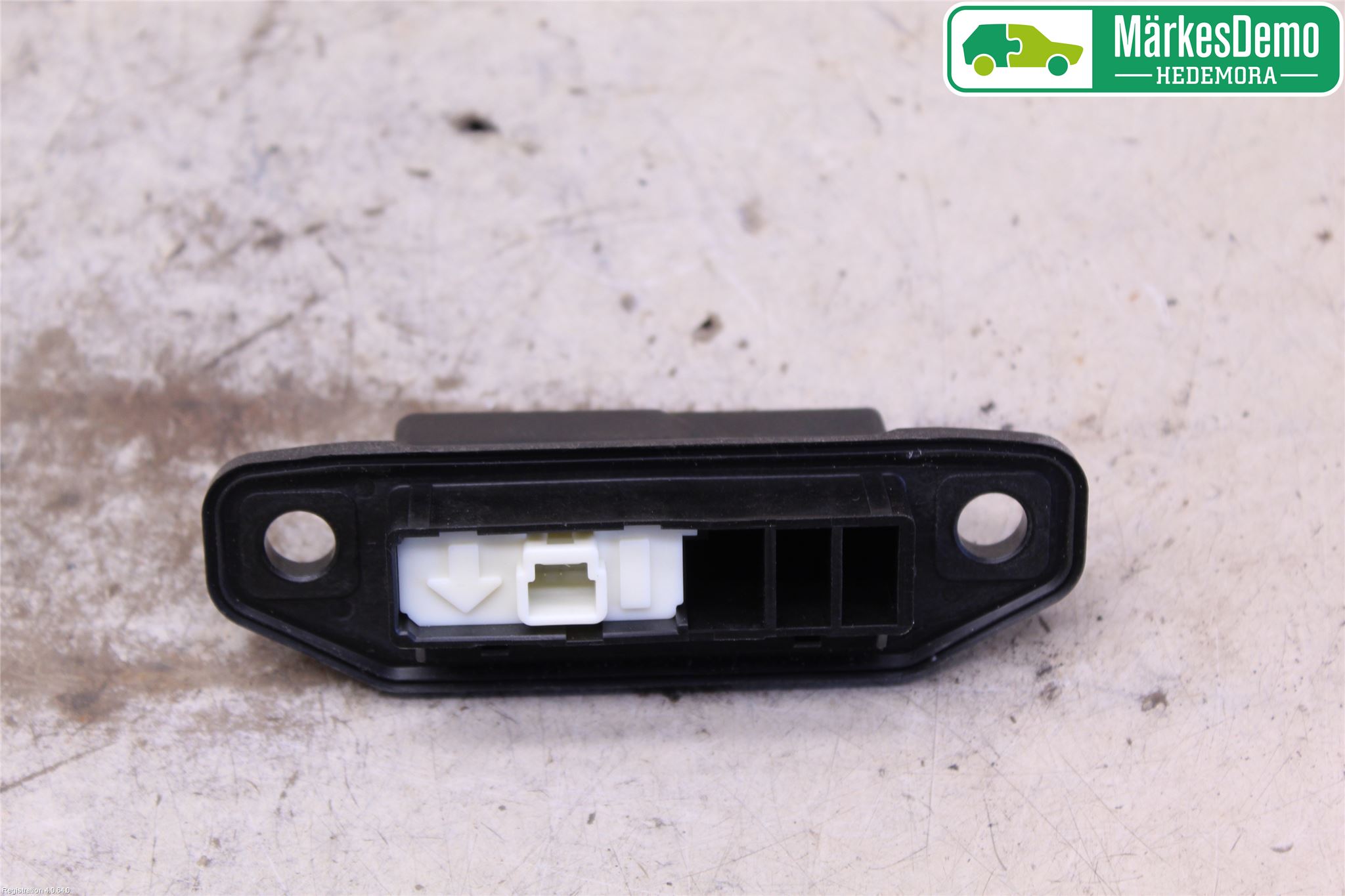 Toyota YARIS XP130 15-20 Bakluke Handtak Ytre