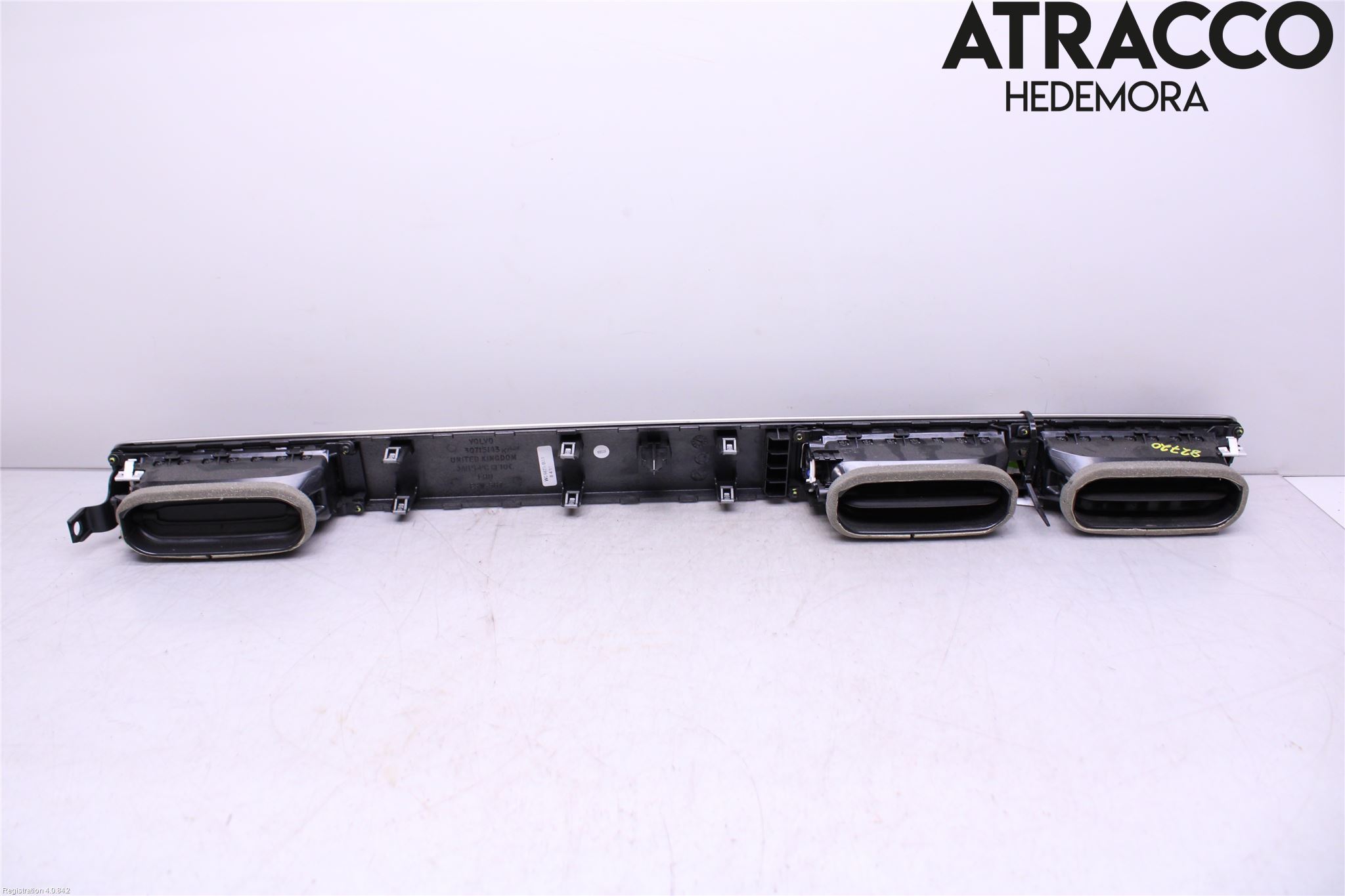 Volvo V70 08-13 Dashbord Kanal - Dyse