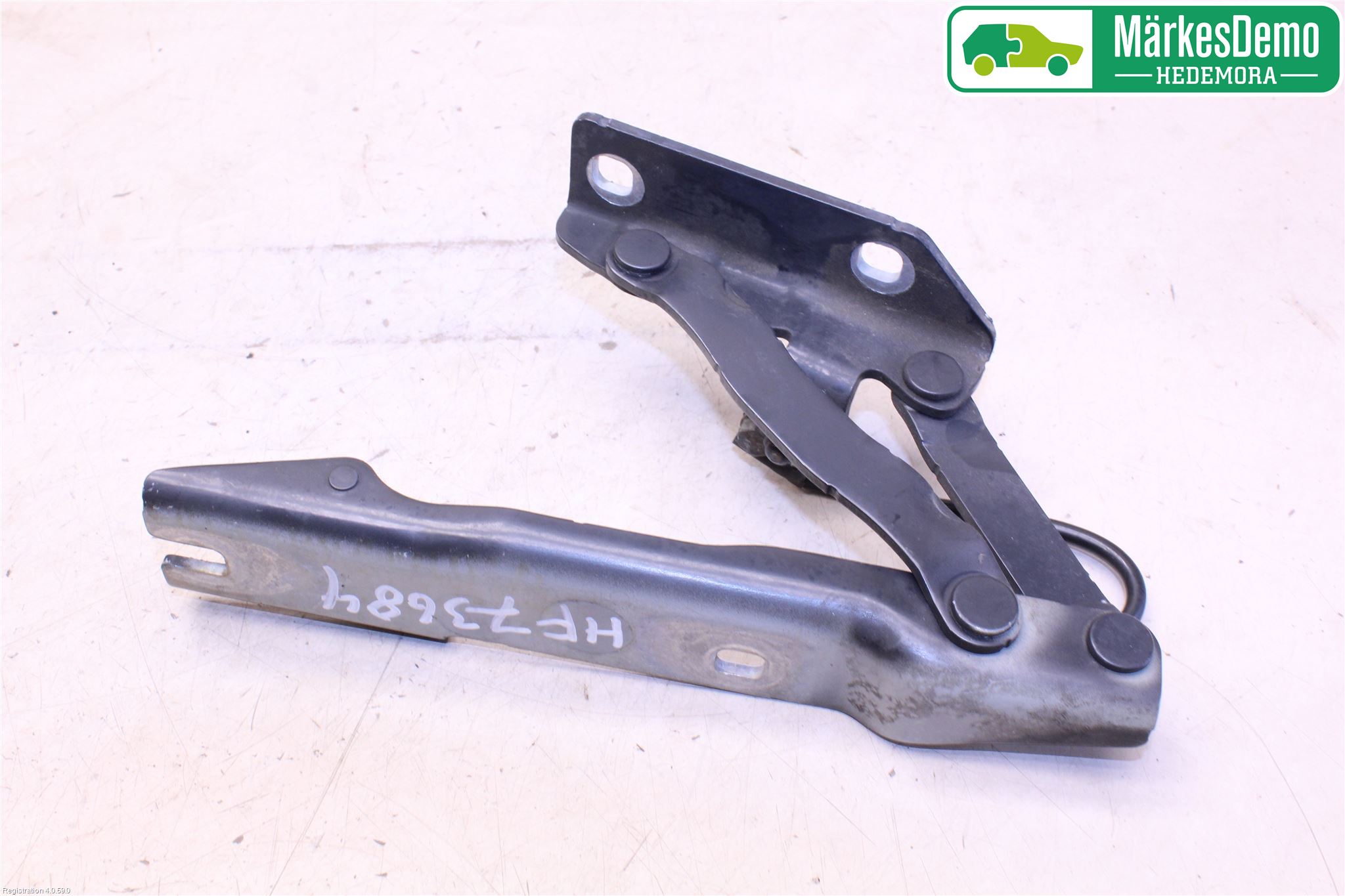 BMW 5 E60/61 Sed/Tou 02-10 Panser Hengsel - Hengsler