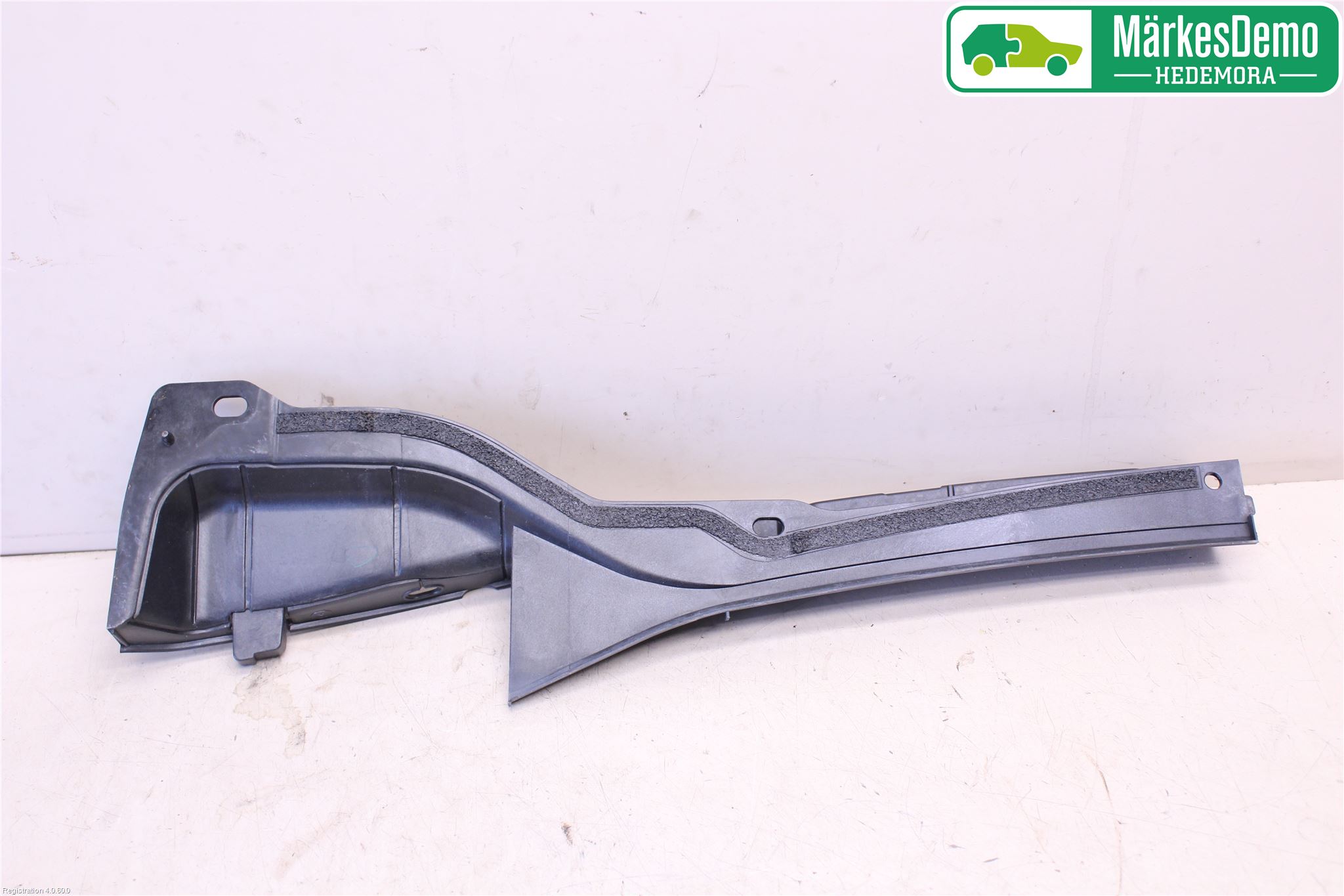 Mazda CX-7 Visker Deksel-Grill-Under Frr