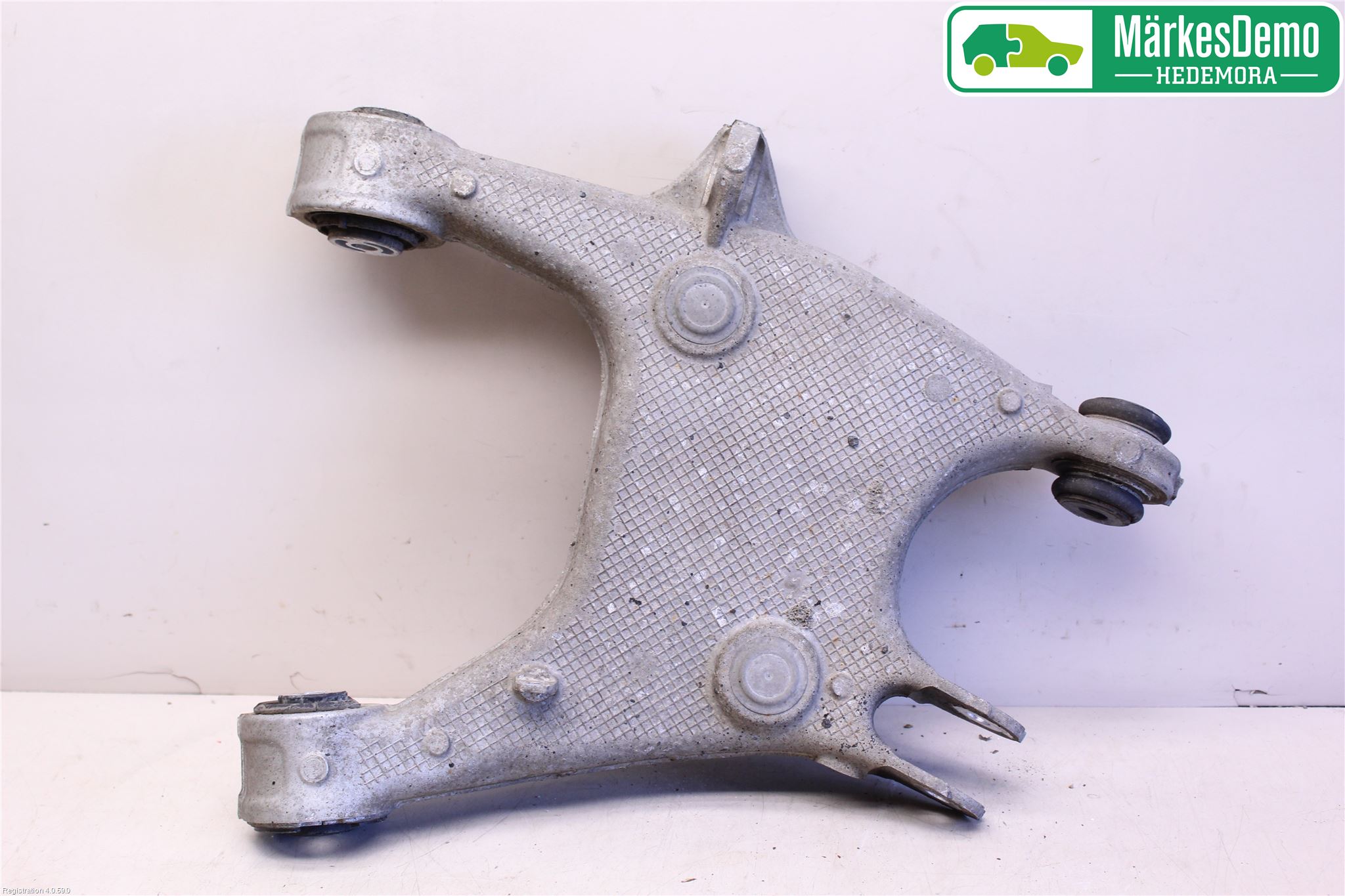 BMW 5 F10/F11/F18 09-17 Bærearm Bak Venstre
