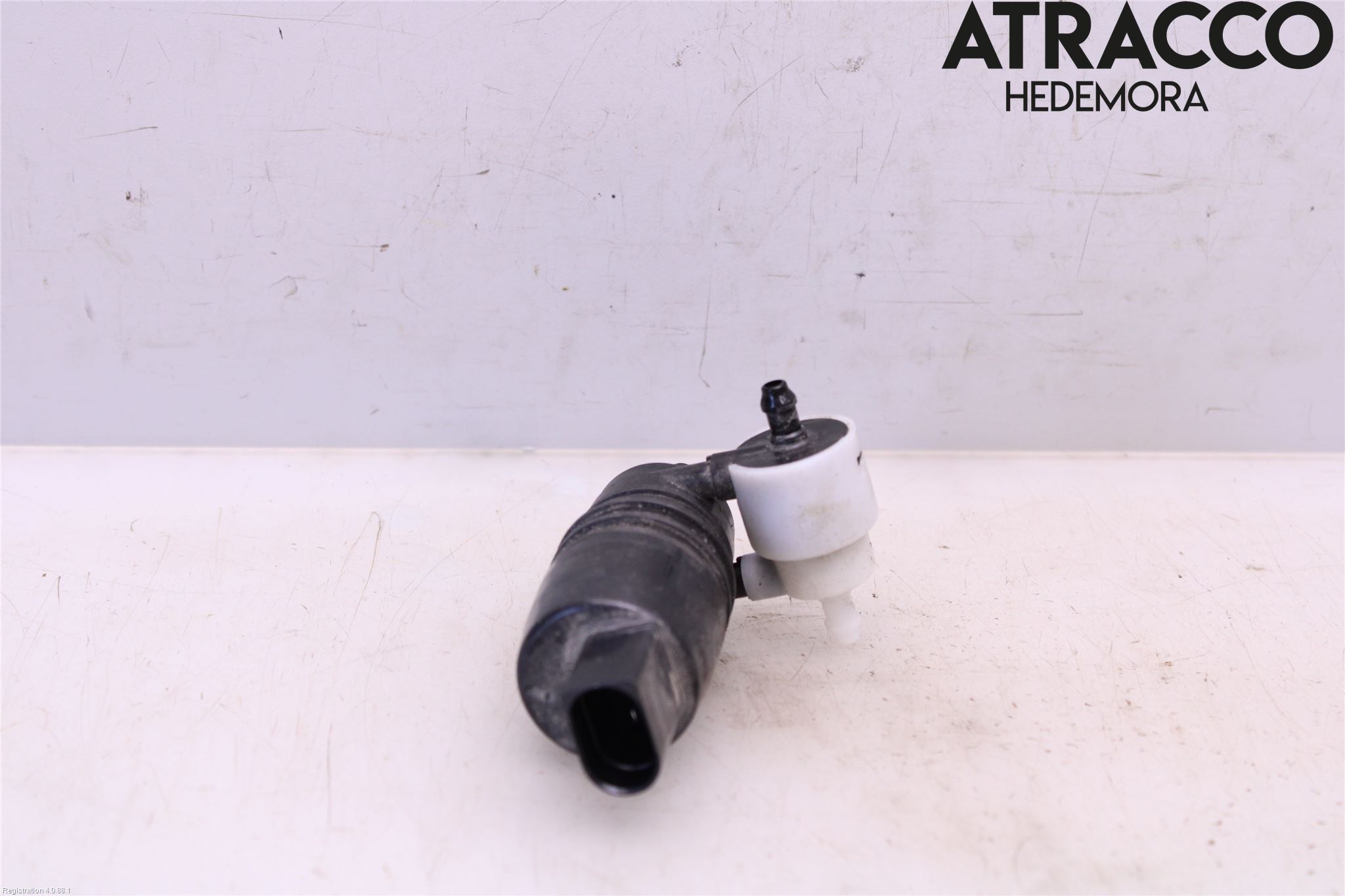 BMW X1 F48 15-22 Spylerpumpe Frontrute