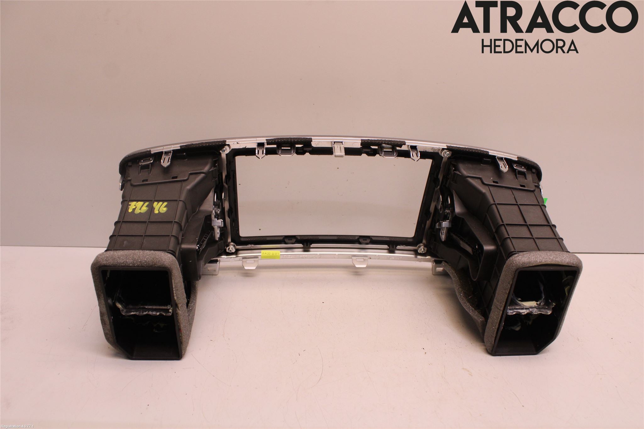 Kia SPORTAGE (QL) 16-21 Dashbord Kanal - Dyse