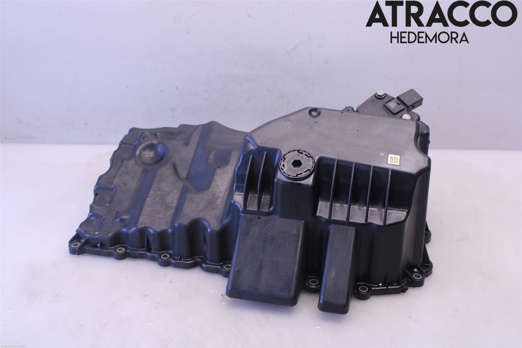 BMW 5 F10/F11/F18 09-17 Bunnpanne