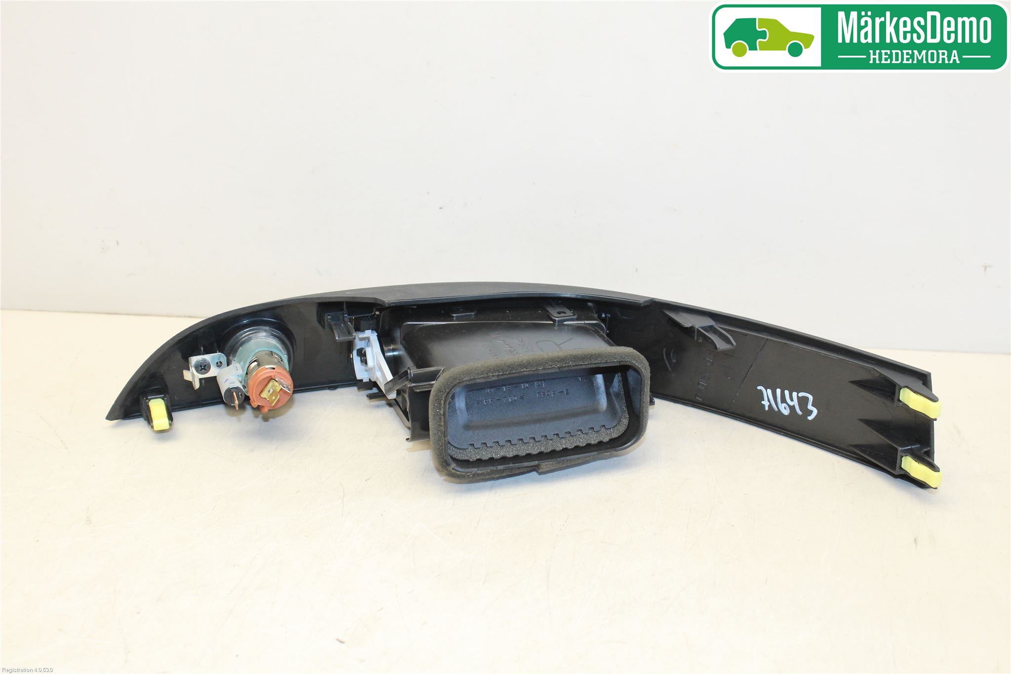 Toyota COROLLA VERSO 08-09 Dashbord Kanal - Dyse