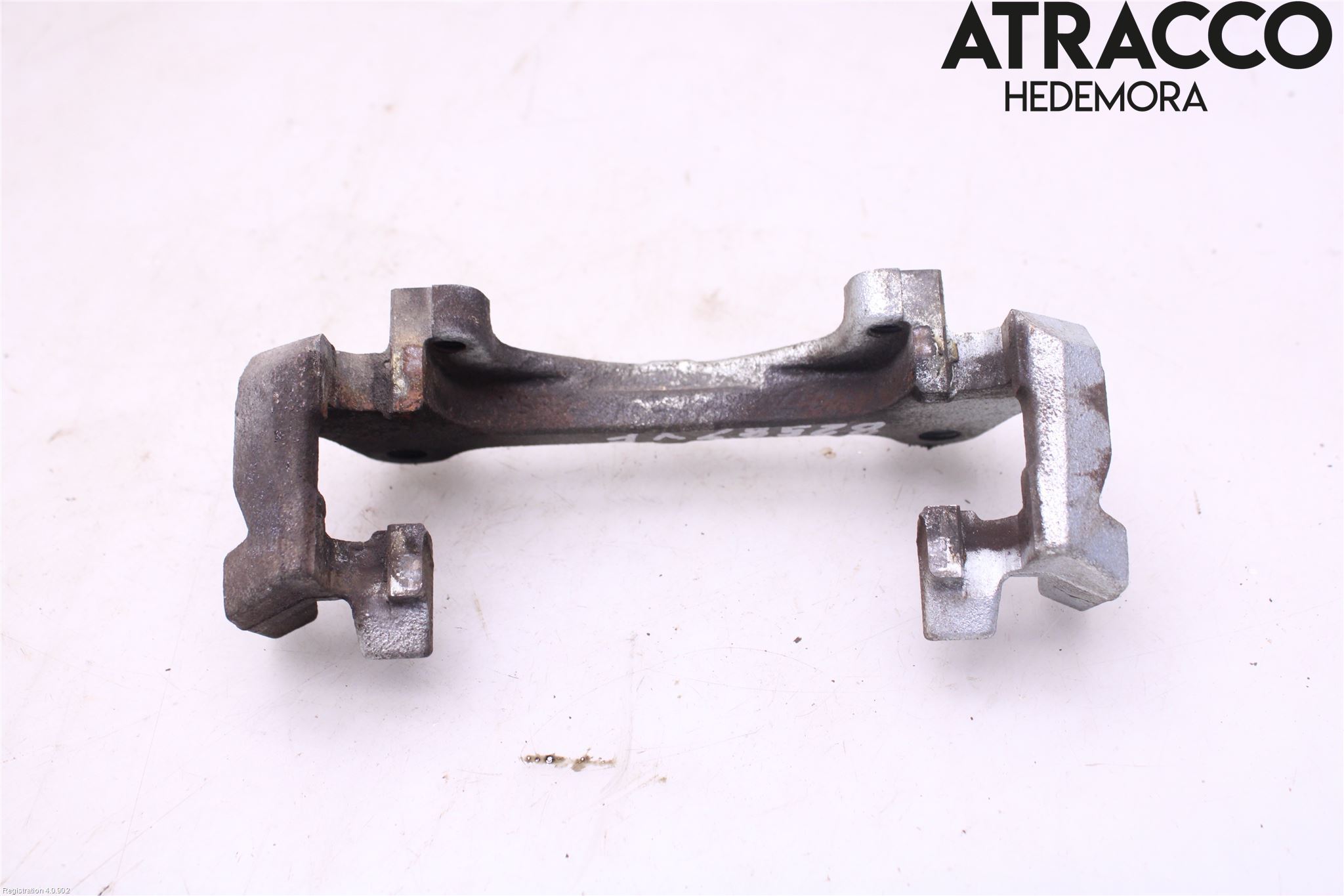 Toyota YARIS XP21 20- Bremsecaliper Feste Holder