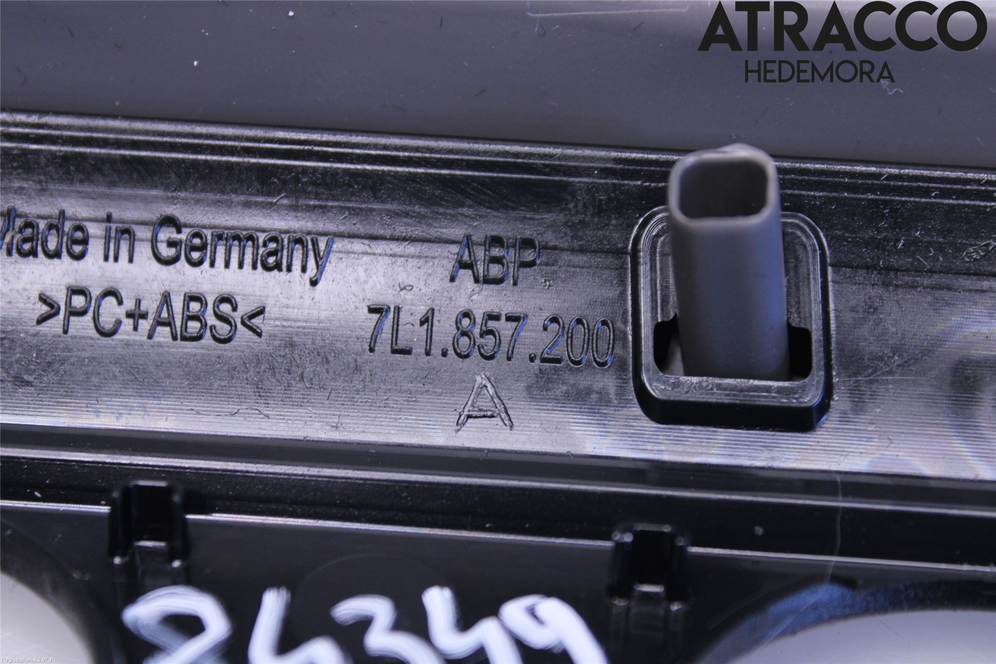 Volkswagen VW TRANSP/CARAVELLE (T6) 16-22 Instrument Ramme