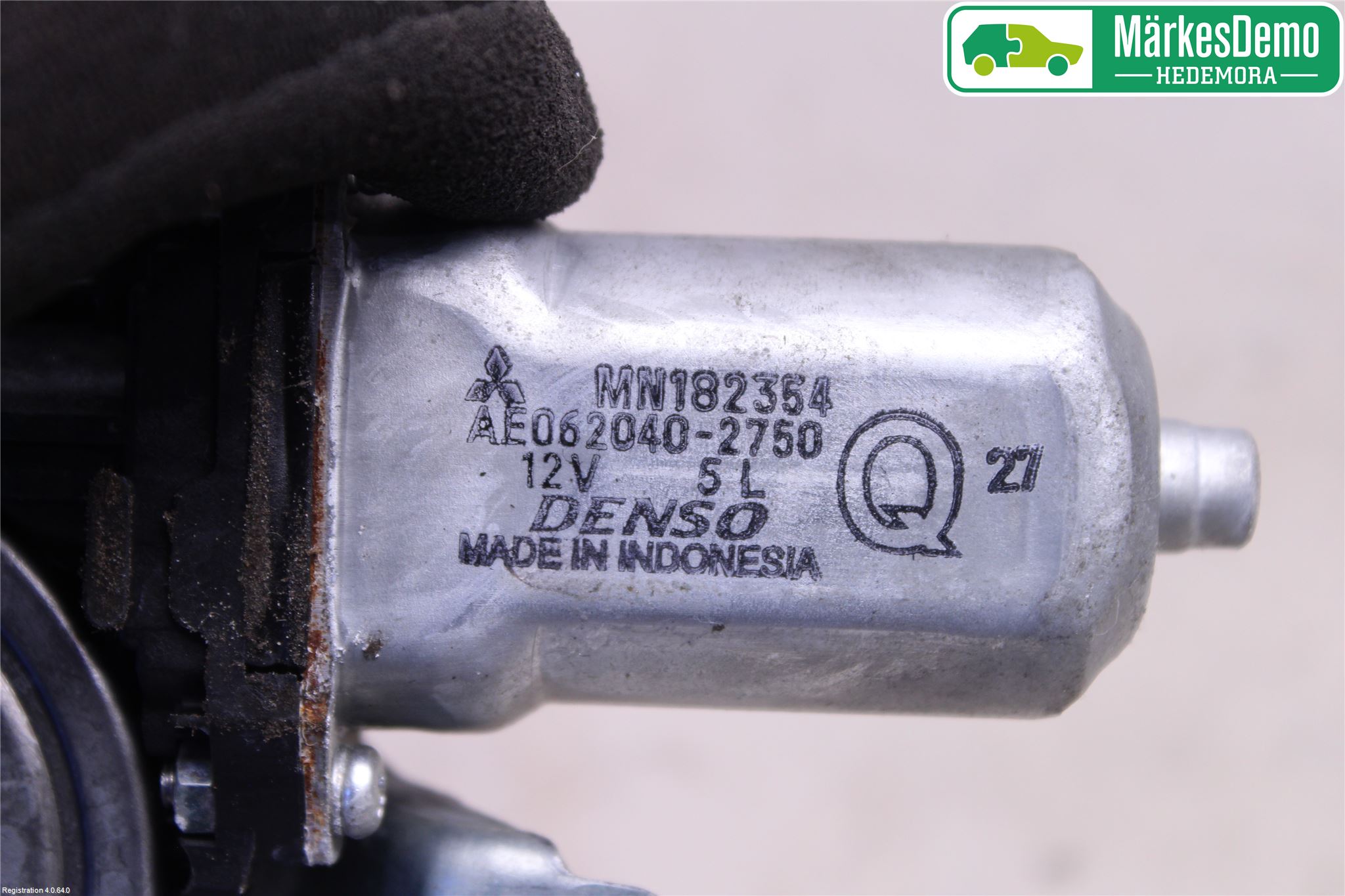 Mitsubishi L200 06-15 Vindusheis El Komp