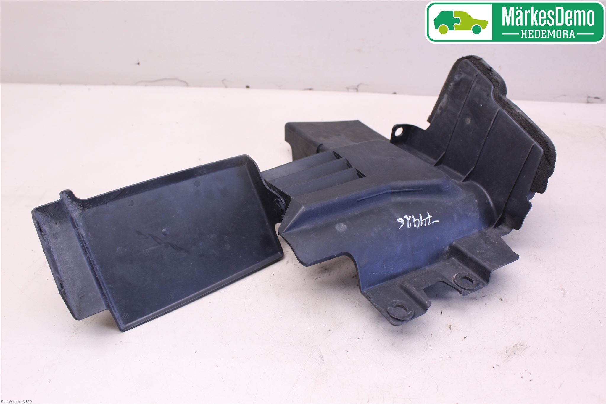 Nissan QASHQAI+2  10-14 Luftstyring Front