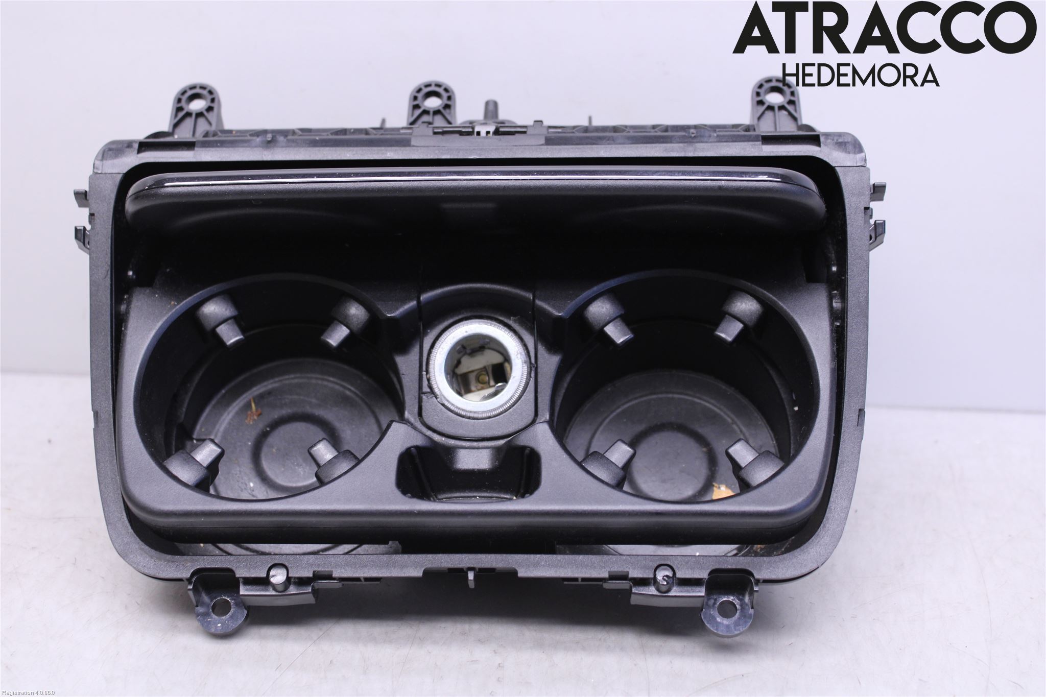 BMW 5 F10/F11/F18 09-17 Innr Koppholder