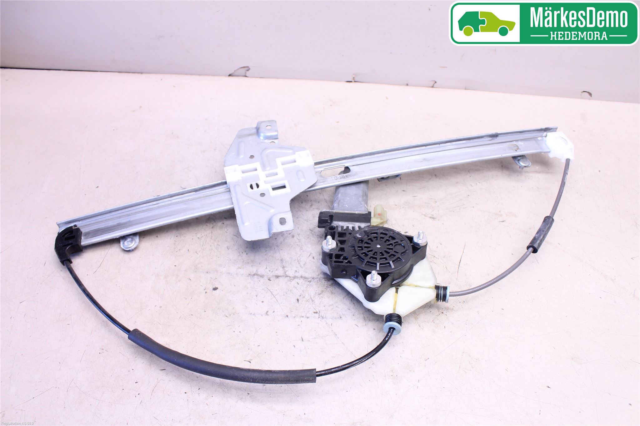 Hyundai H-1/STAREX 08-21 Vindusheis El Komp