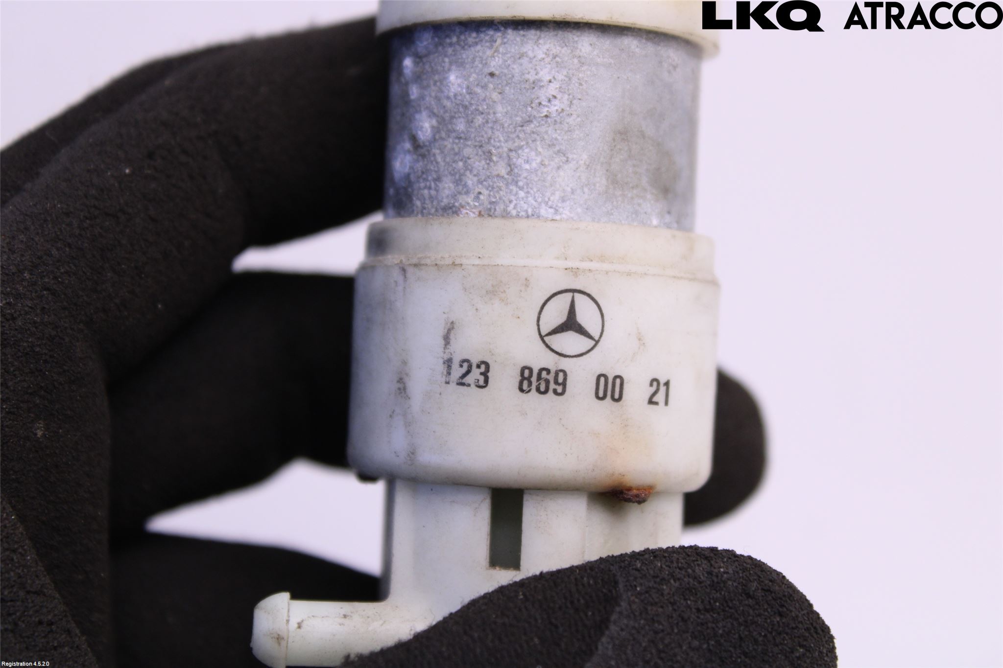 Mercedes-Benz MB 200-300  (W123) 76-86 Spylerpumpe Frontrute
