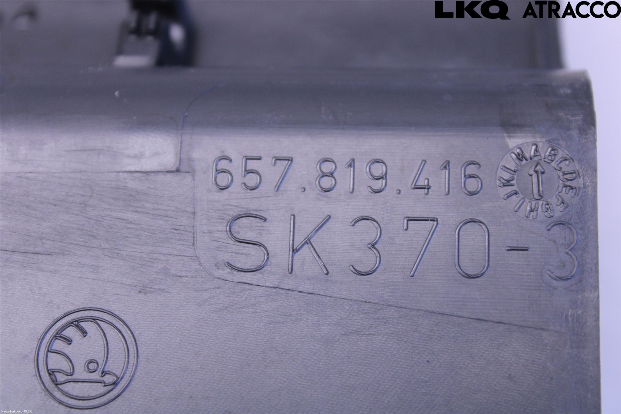 Skoda SCALA 19- Visker Deksel-Grill-Under Frr