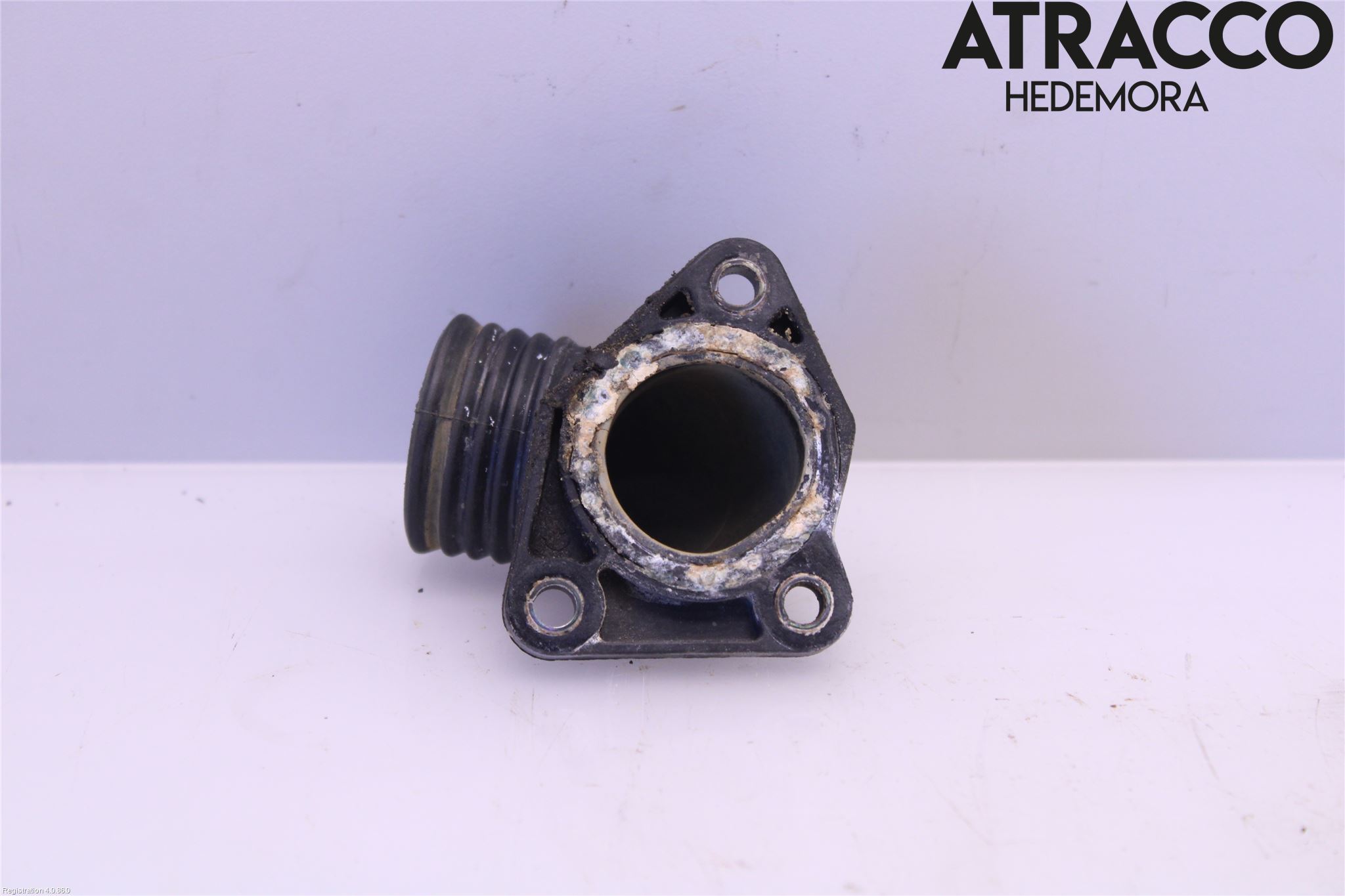 BMW 3 E36      91-00 Radiator Slange På Motor