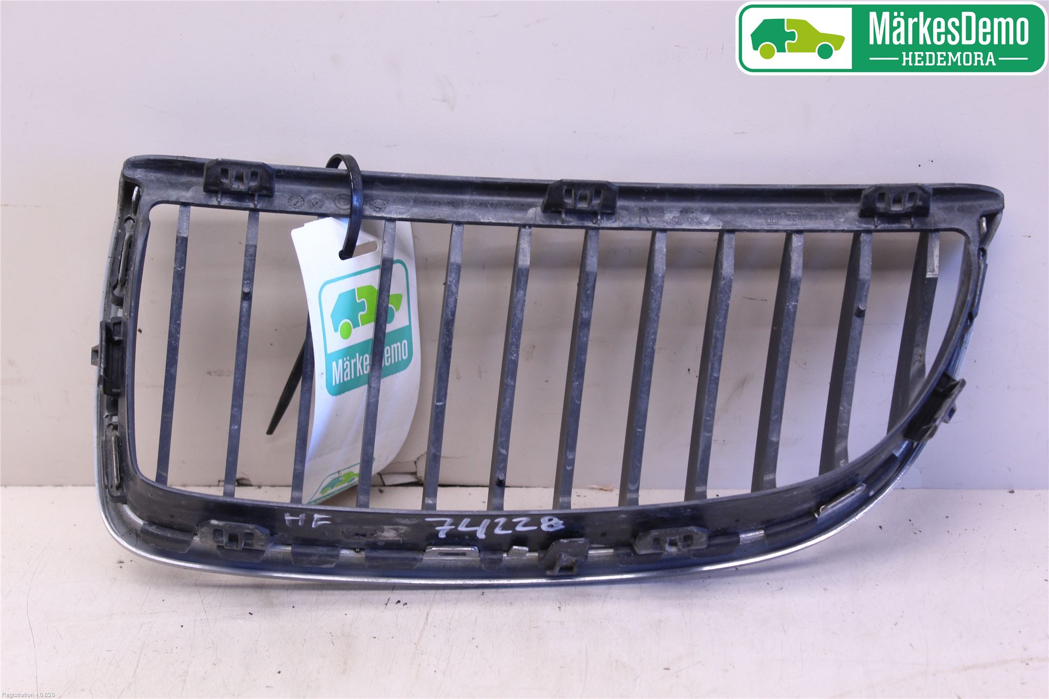 BMW 3 E90/91 SED/TOU 05-12 Grilldel Høyre
