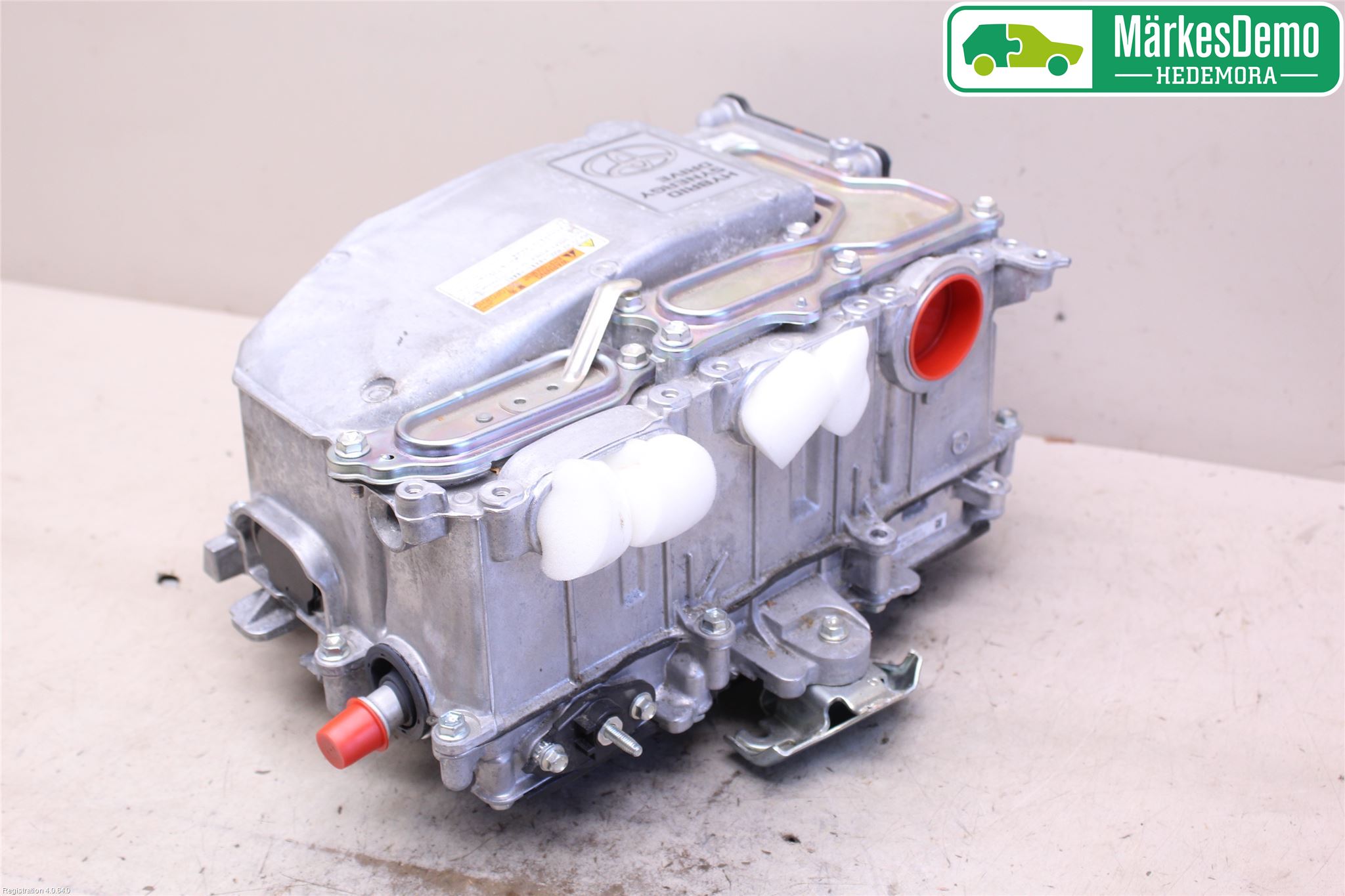Toyota YARIS XP130 15-20 Hybridconverter