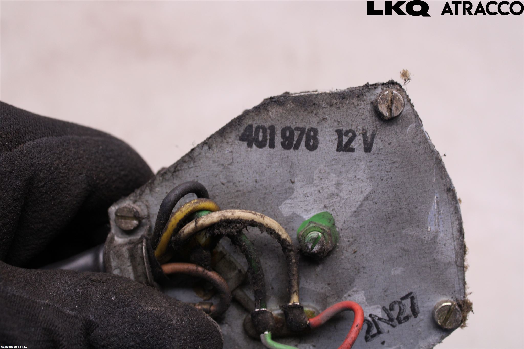 Mercedes-Benz MB 200-300  (W123) 76-86 Viskermotor Frontrute