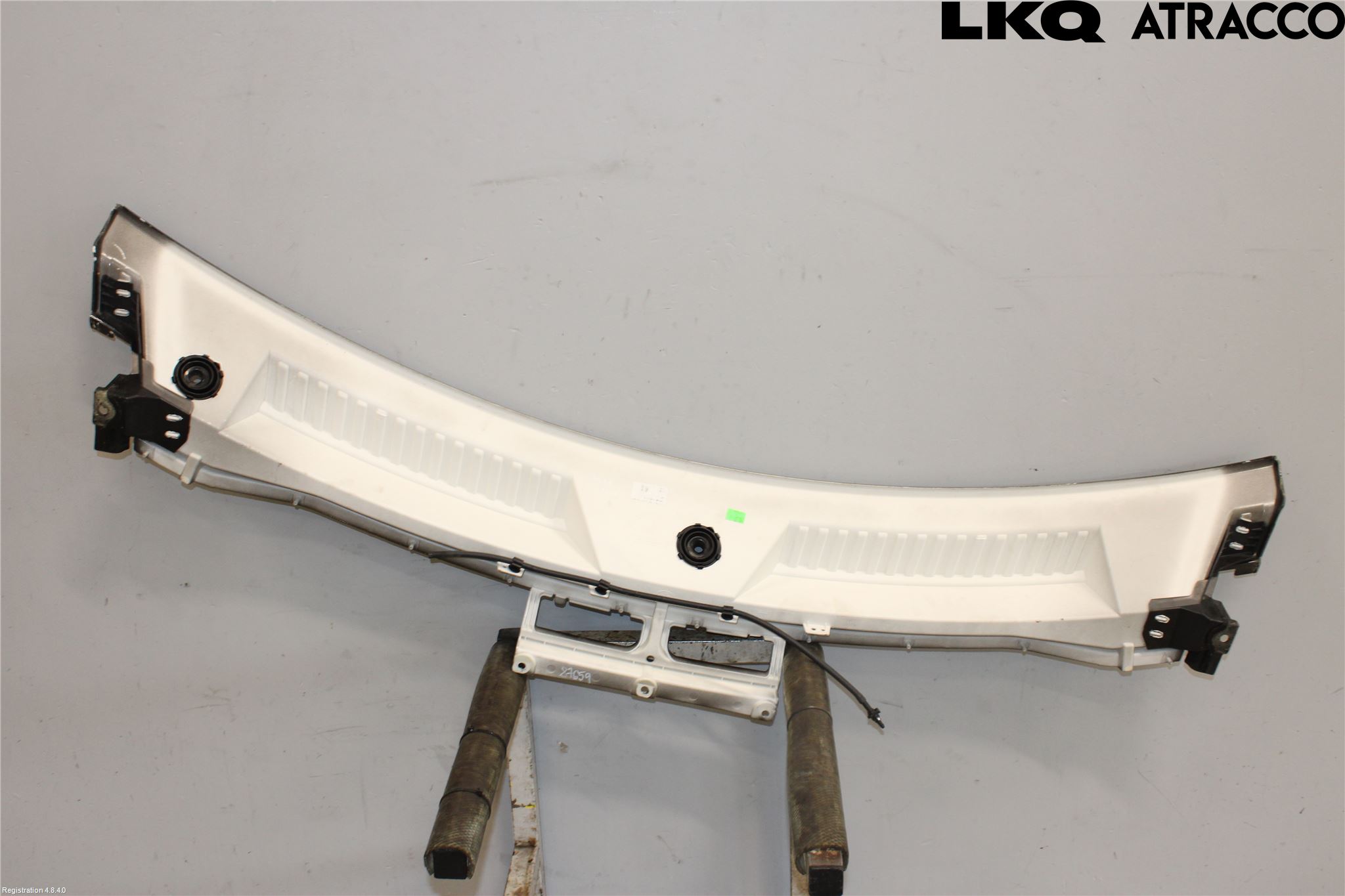 Landrover DEFENDER (L663) 20- Visker Deksel-Grill-Under Frr