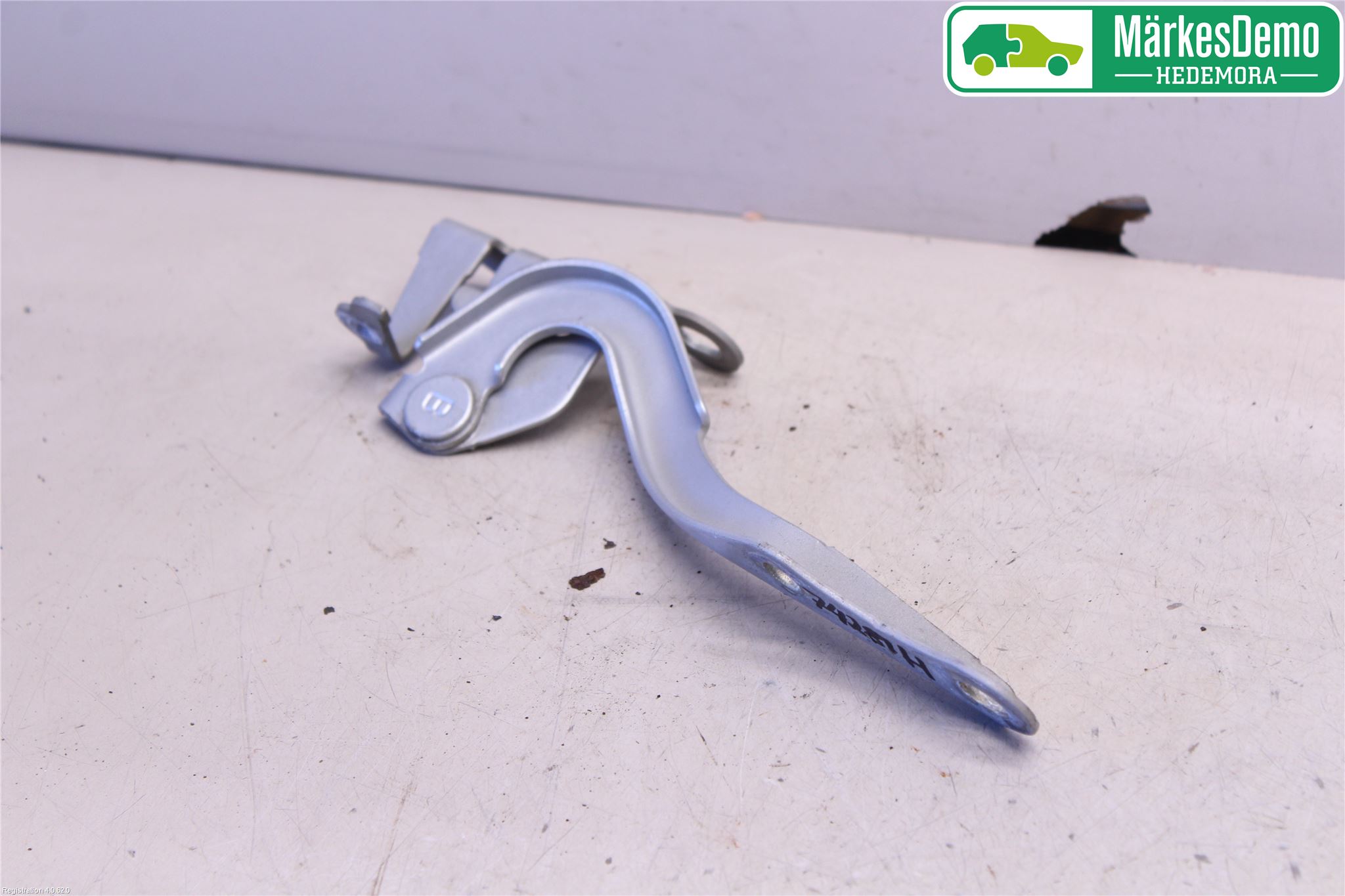 Toyota YARIS XP90 06-11 Panser Hengsel - Hengsler