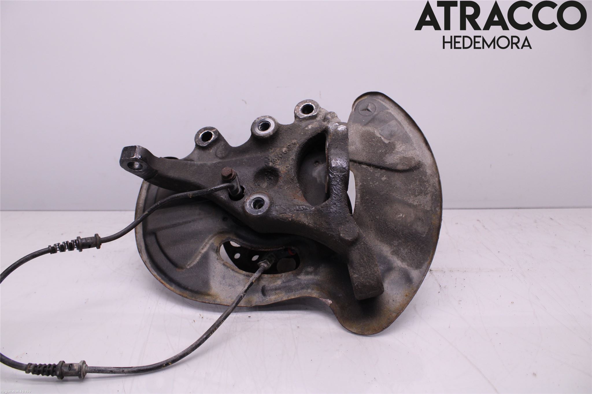 Mercedes-Benz MB C (203) 00-07 Spindel Hf