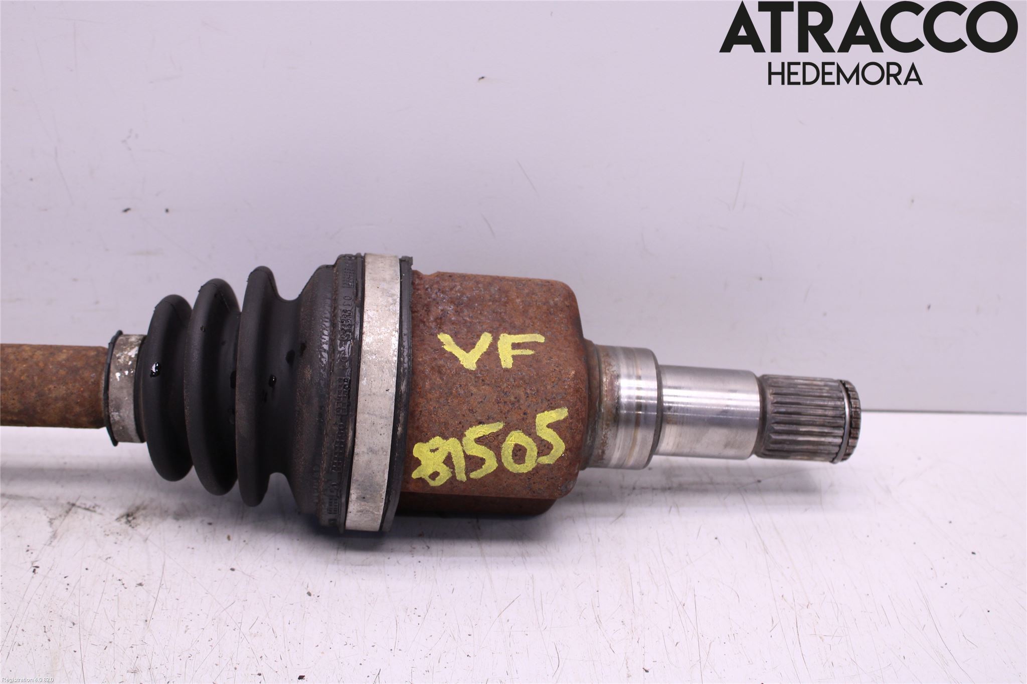 Volvo S40 04-07 Drivaksel Foran Kompl Venstre
