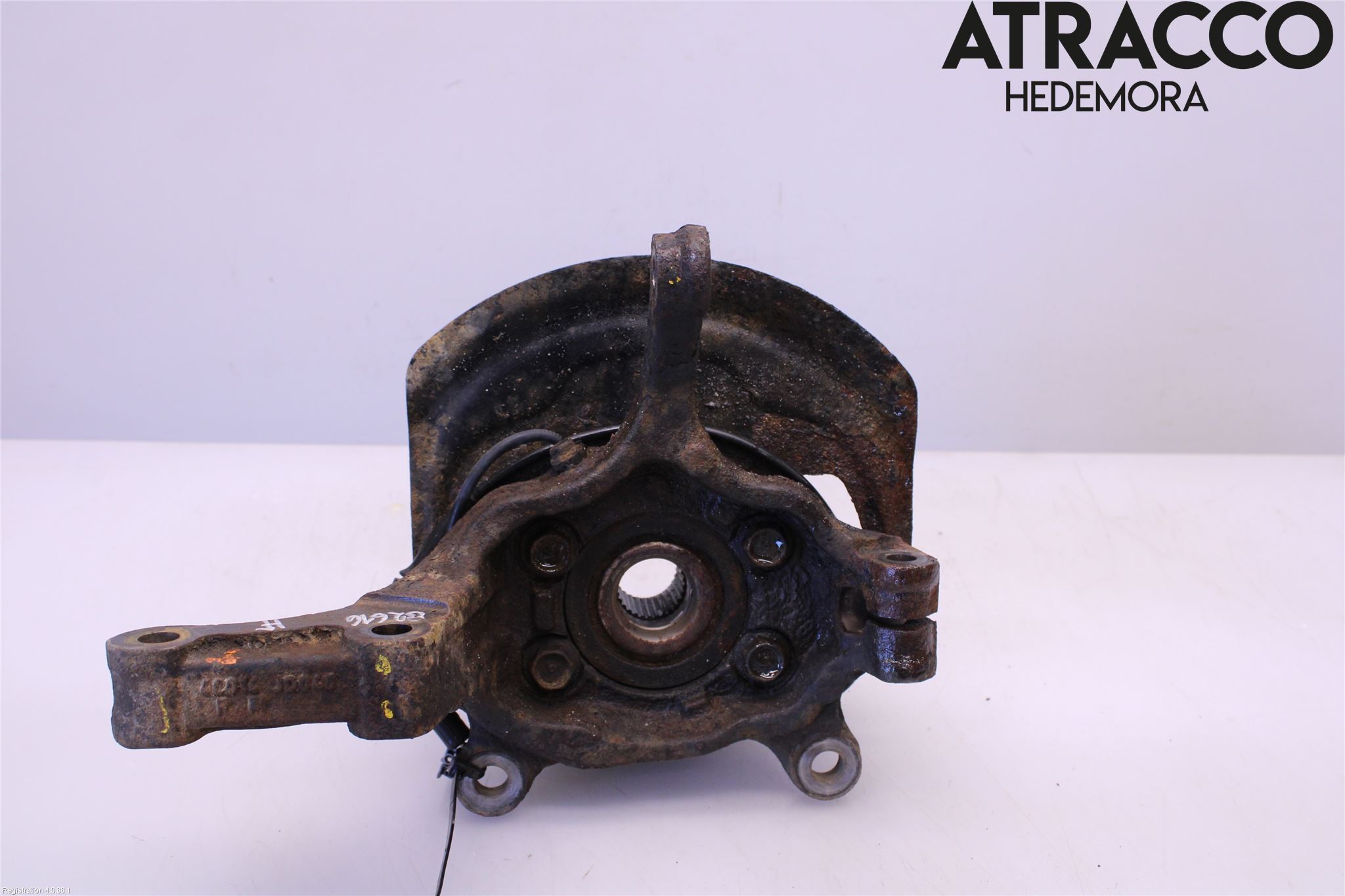 Nissan QASHQAI   07-10 Spindel Hf
